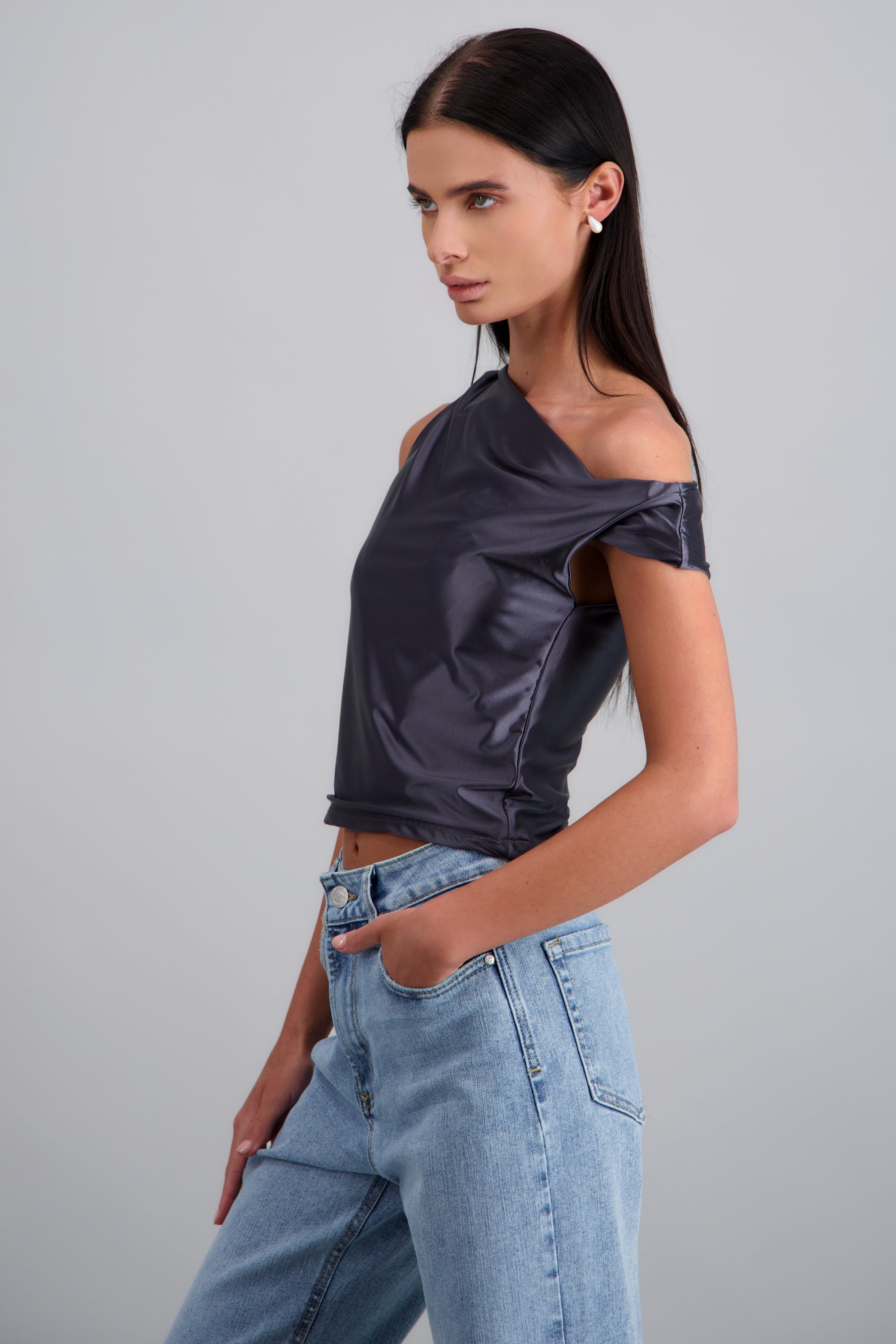 DARK GRAY