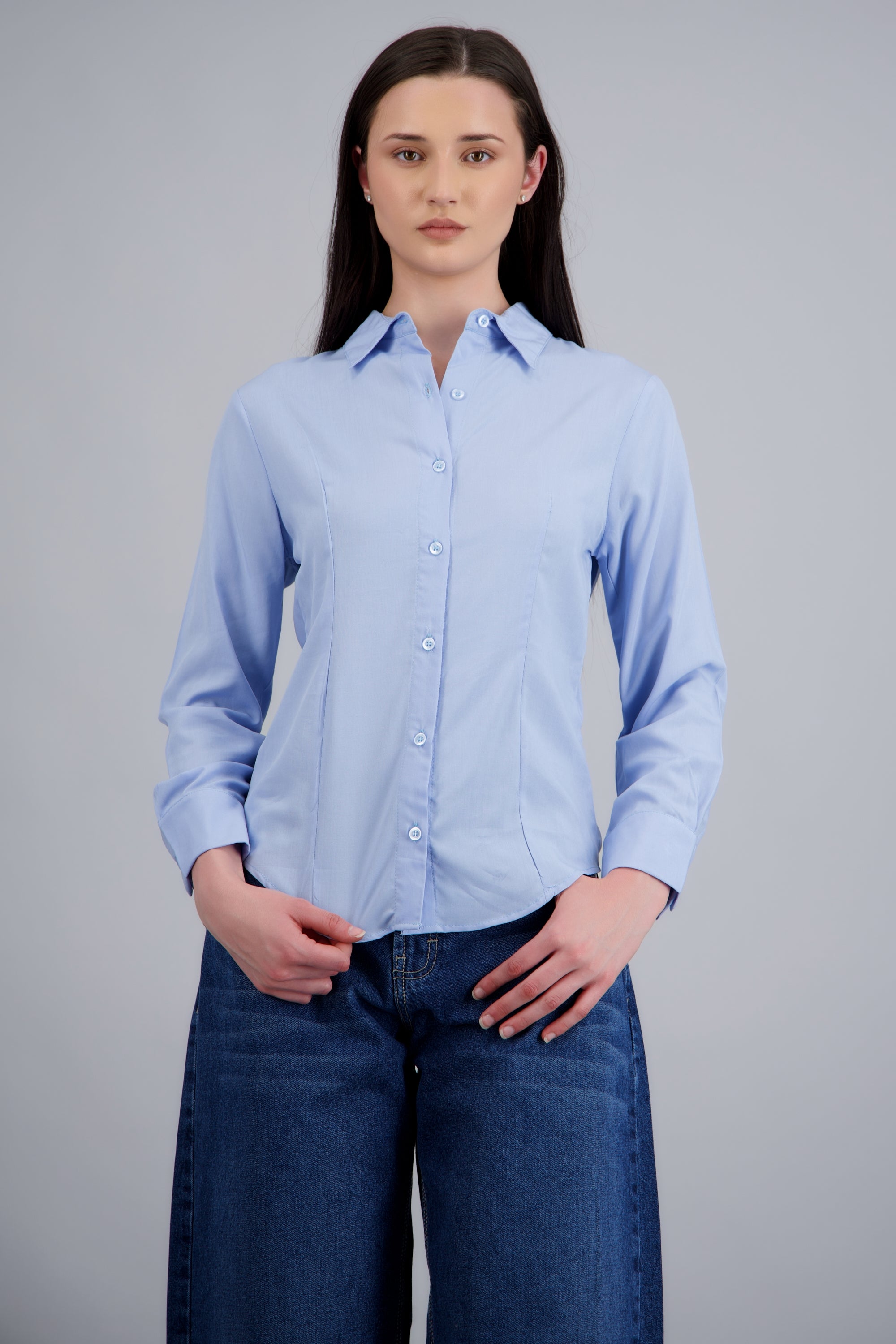 Camisa manga larga con pinzas AZUL PASTEL