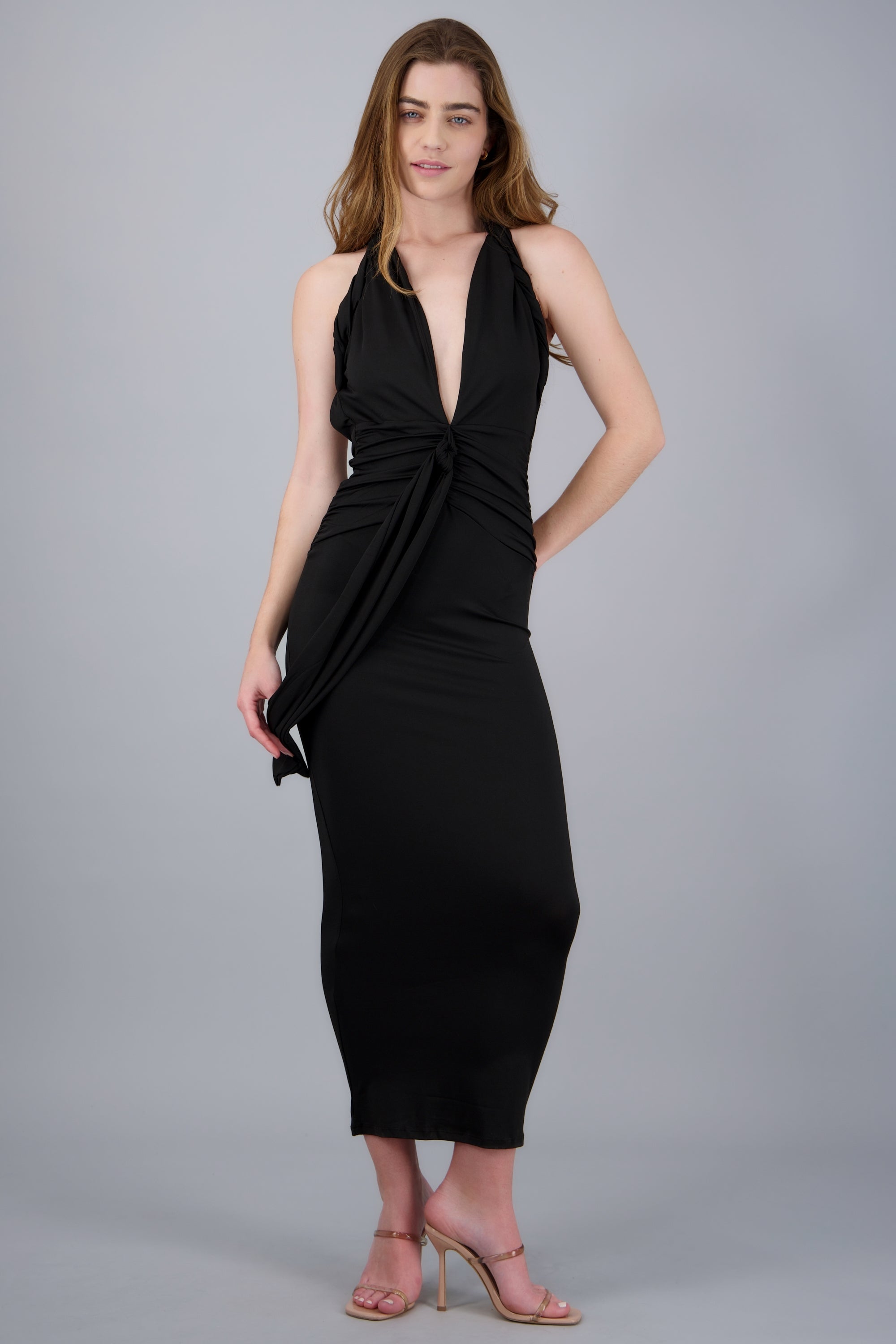 Vestido maxi con escote en frente y espalda NEGRO