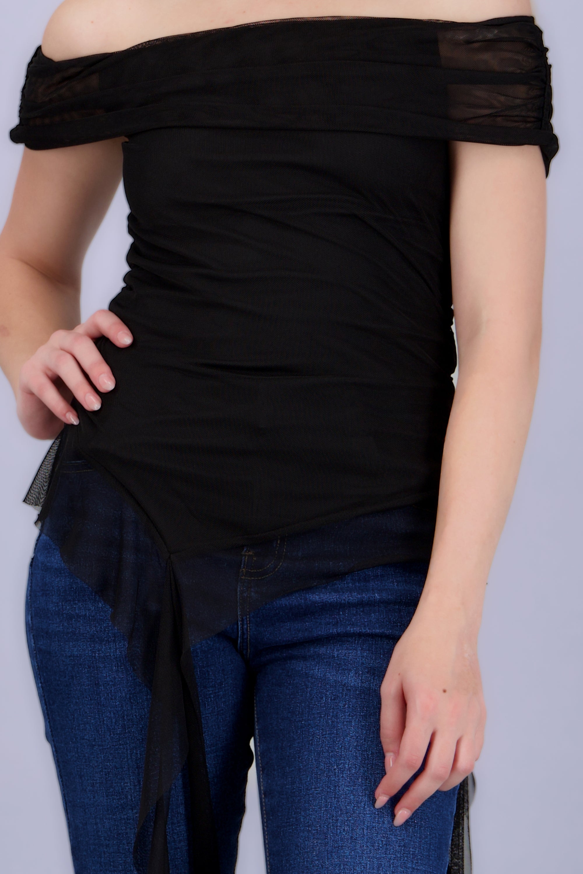 Top de mesh off shoulder NEGRO