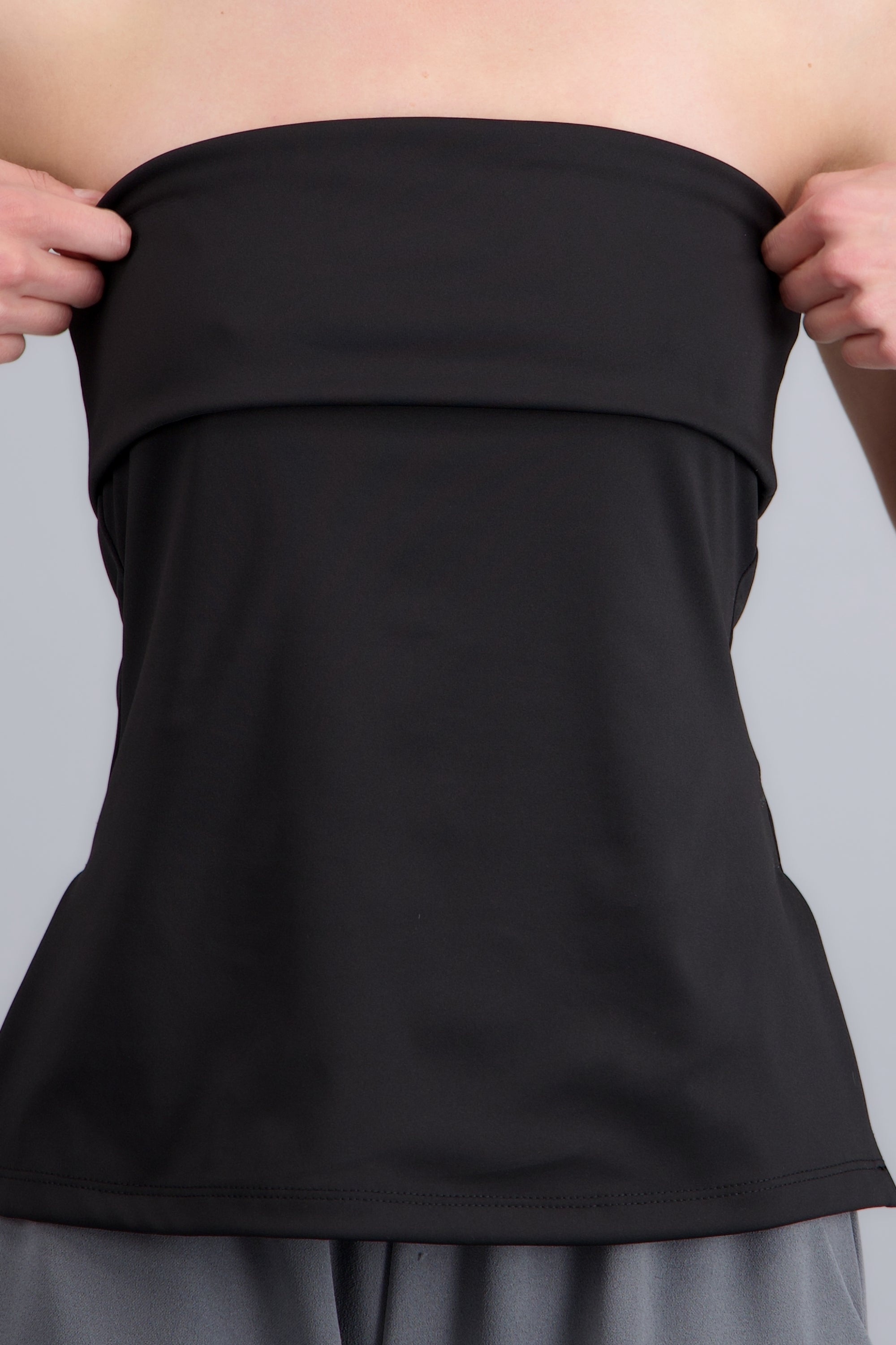 Top strapless con doblez NEGRO