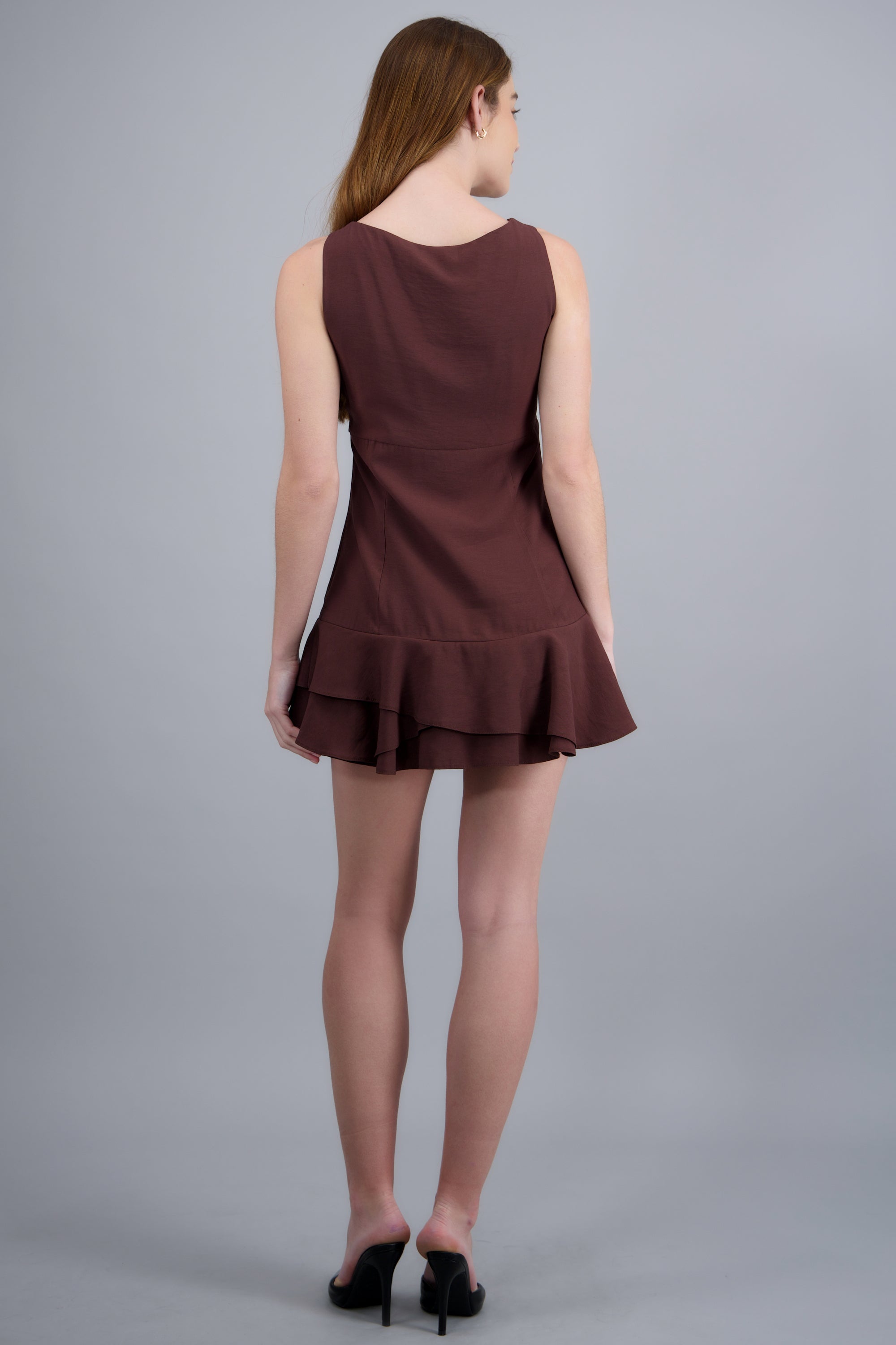 Vestido corto olanes CHOCOLATE
