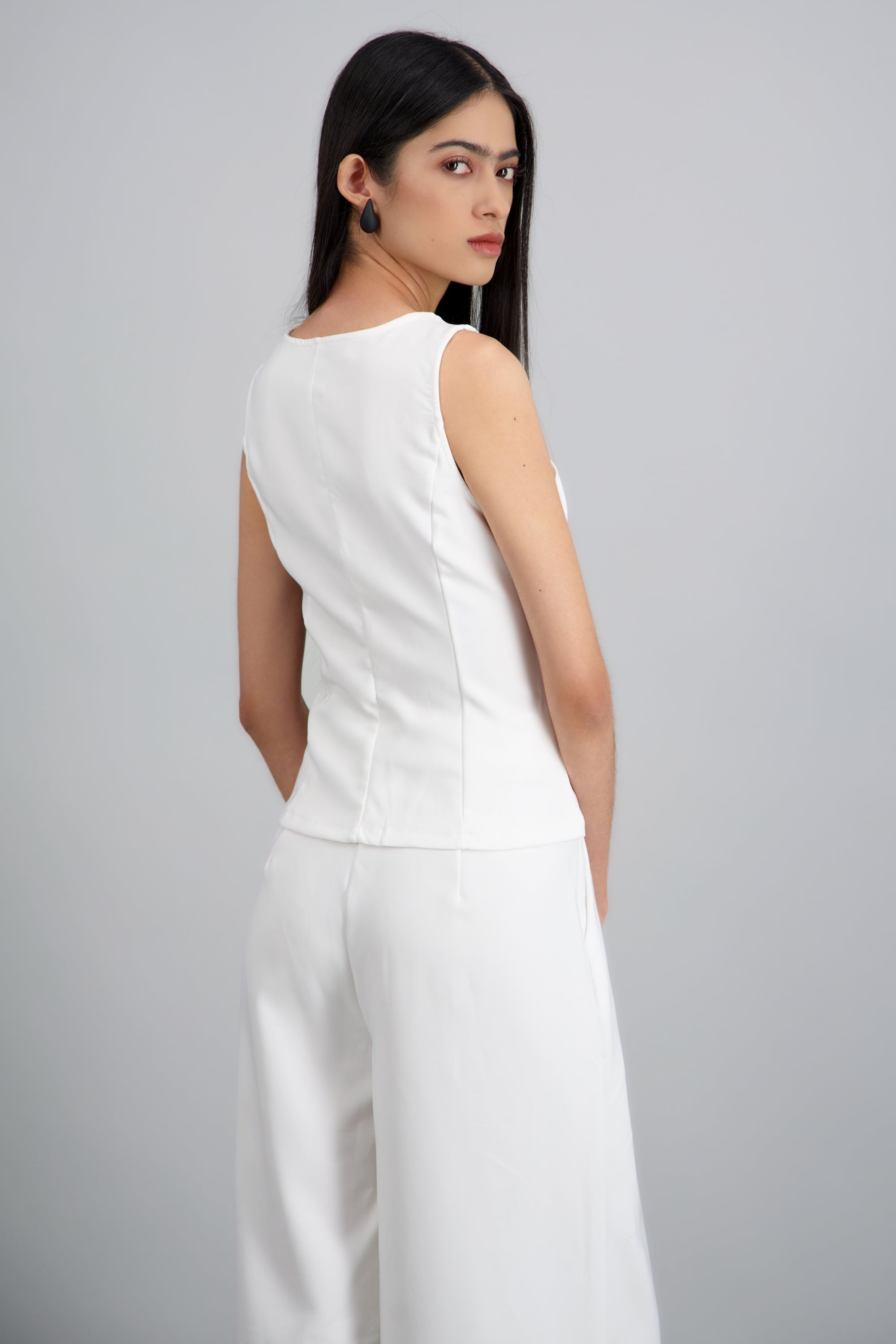 Top estilo chaleco con botones BLANCO