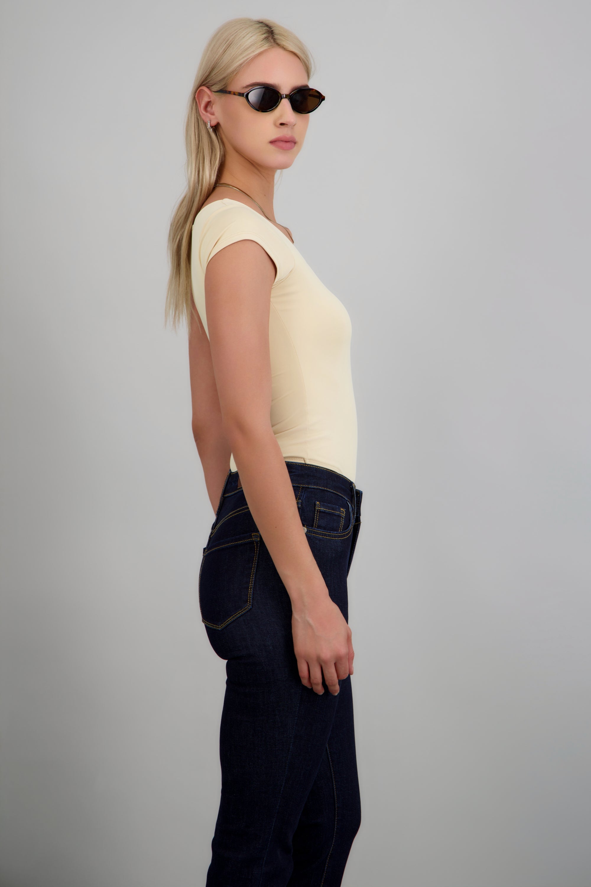 Bodysuit escote cuadrado ARENA