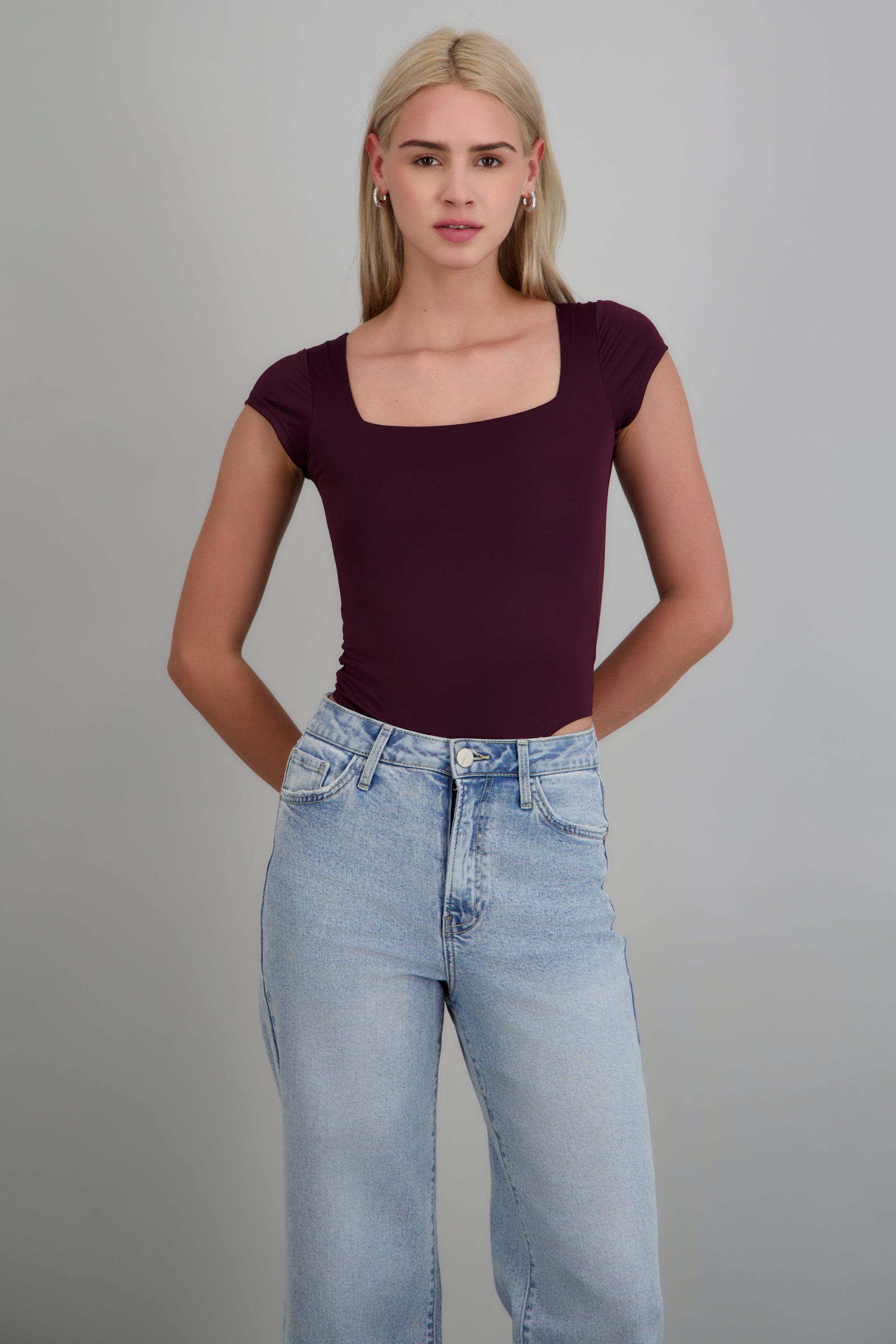 Bodysuit escote cuadrado CIRUELA