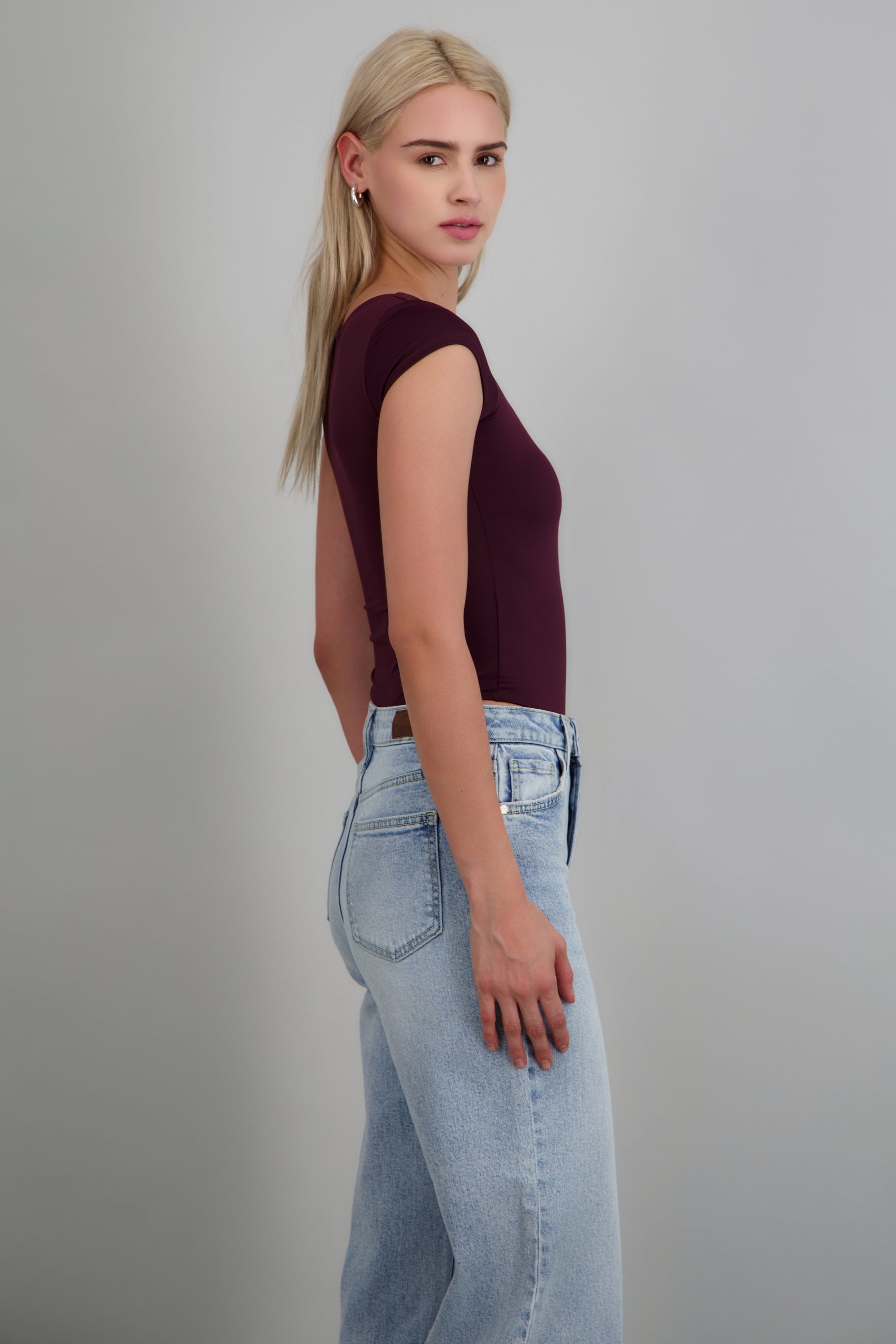 Bodysuit escote cuadrado CIRUELA
