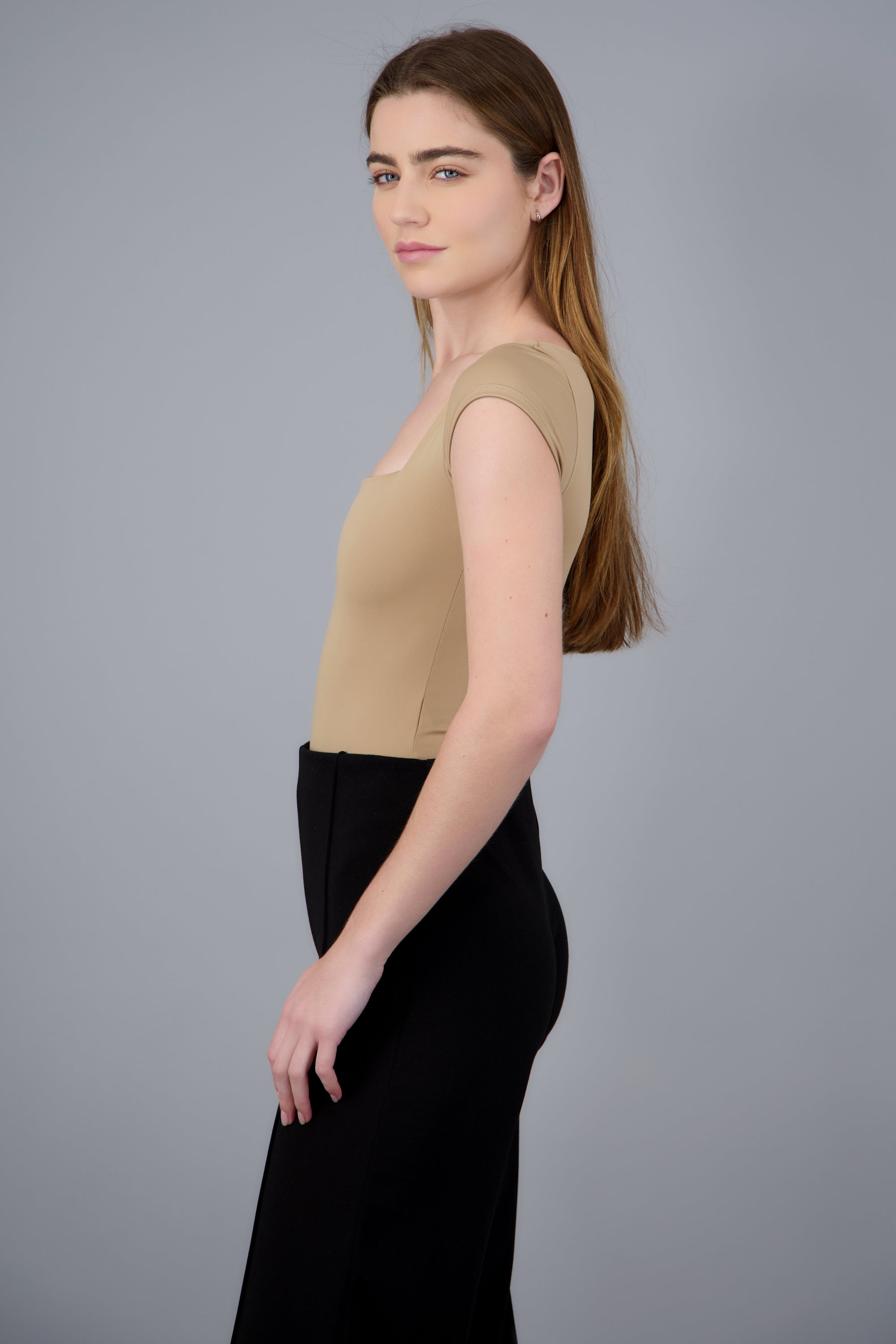 Bodysuit escote cuadrado GREIGE