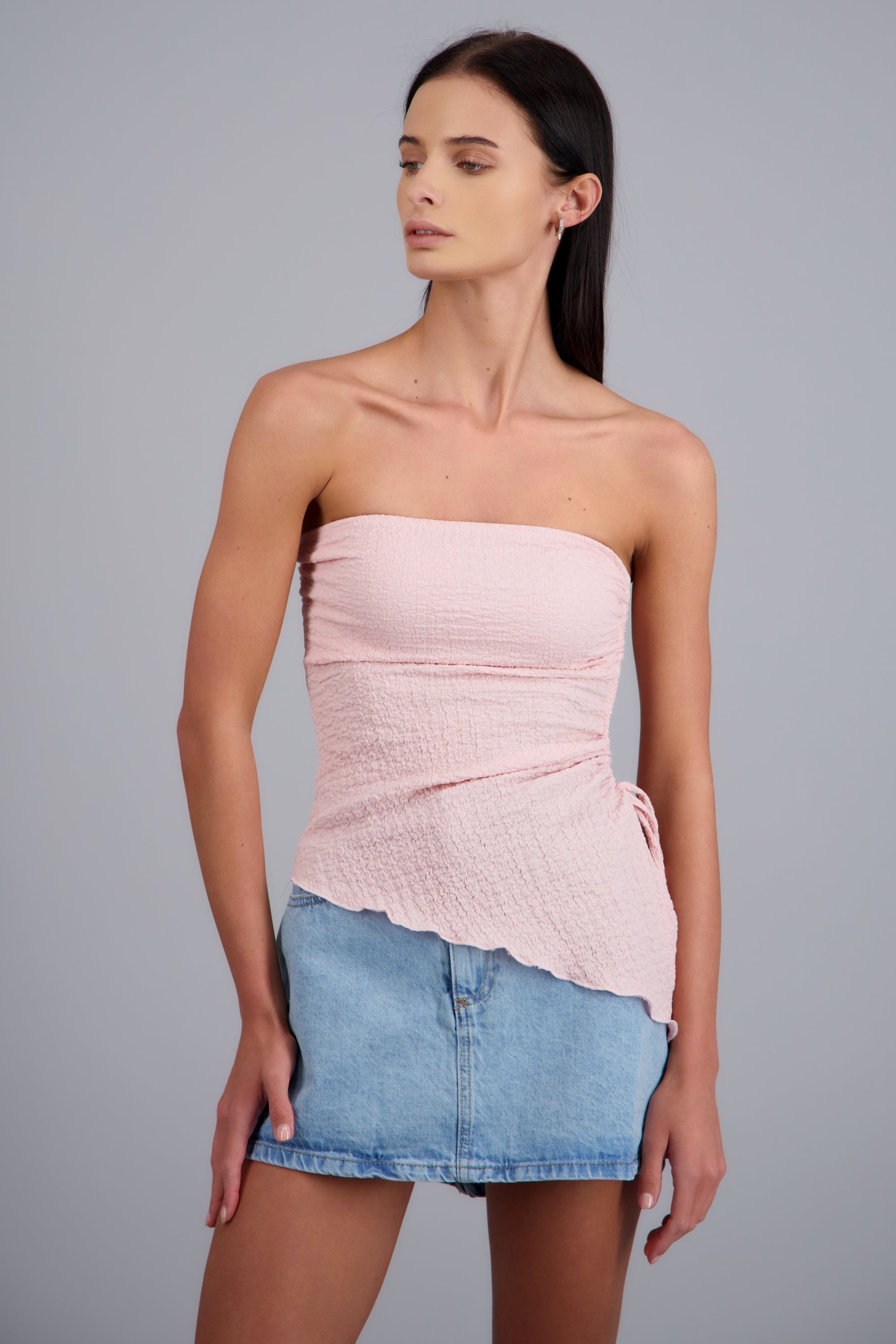 Top strapless textura asimetrico BLUSH