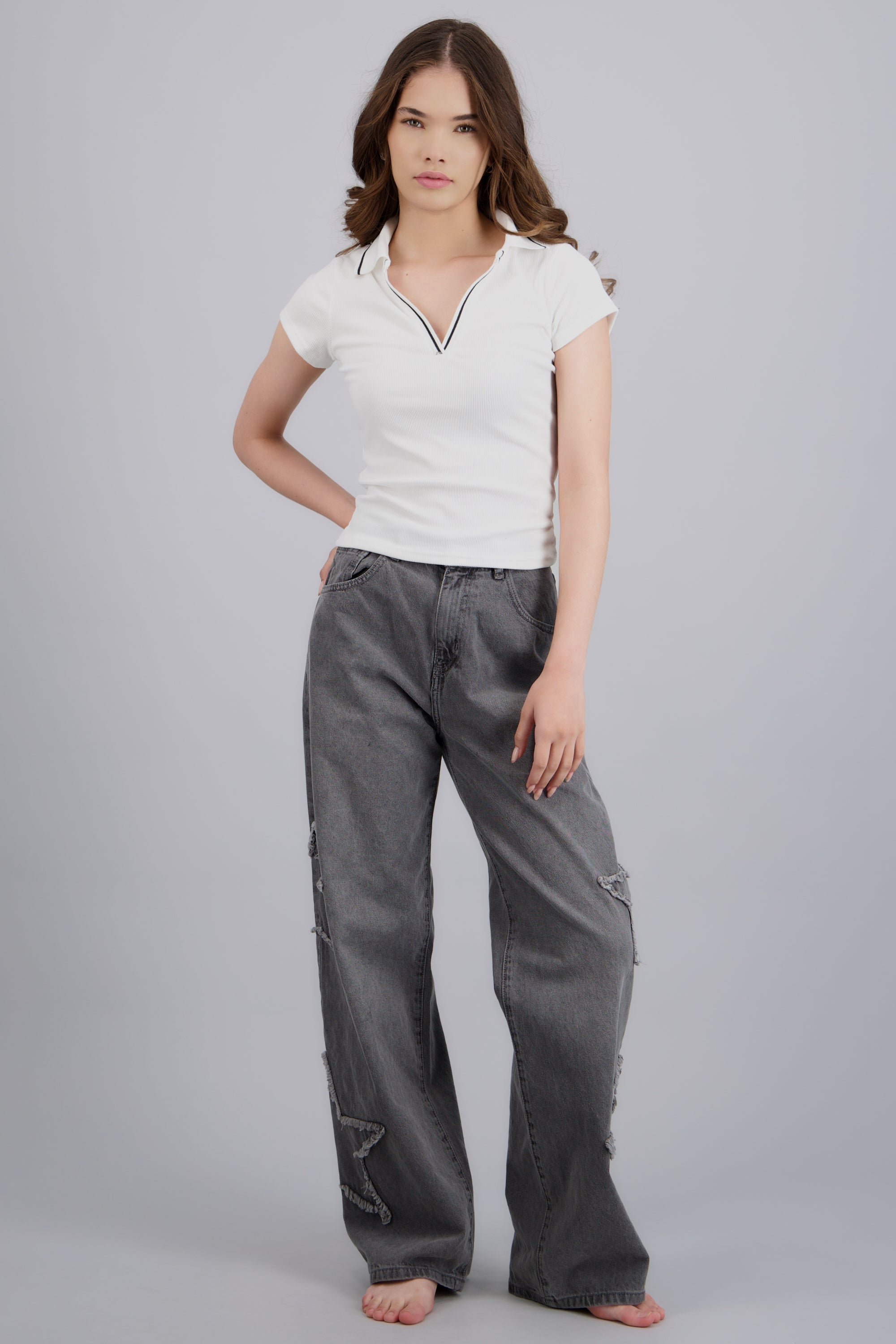 GRAY
