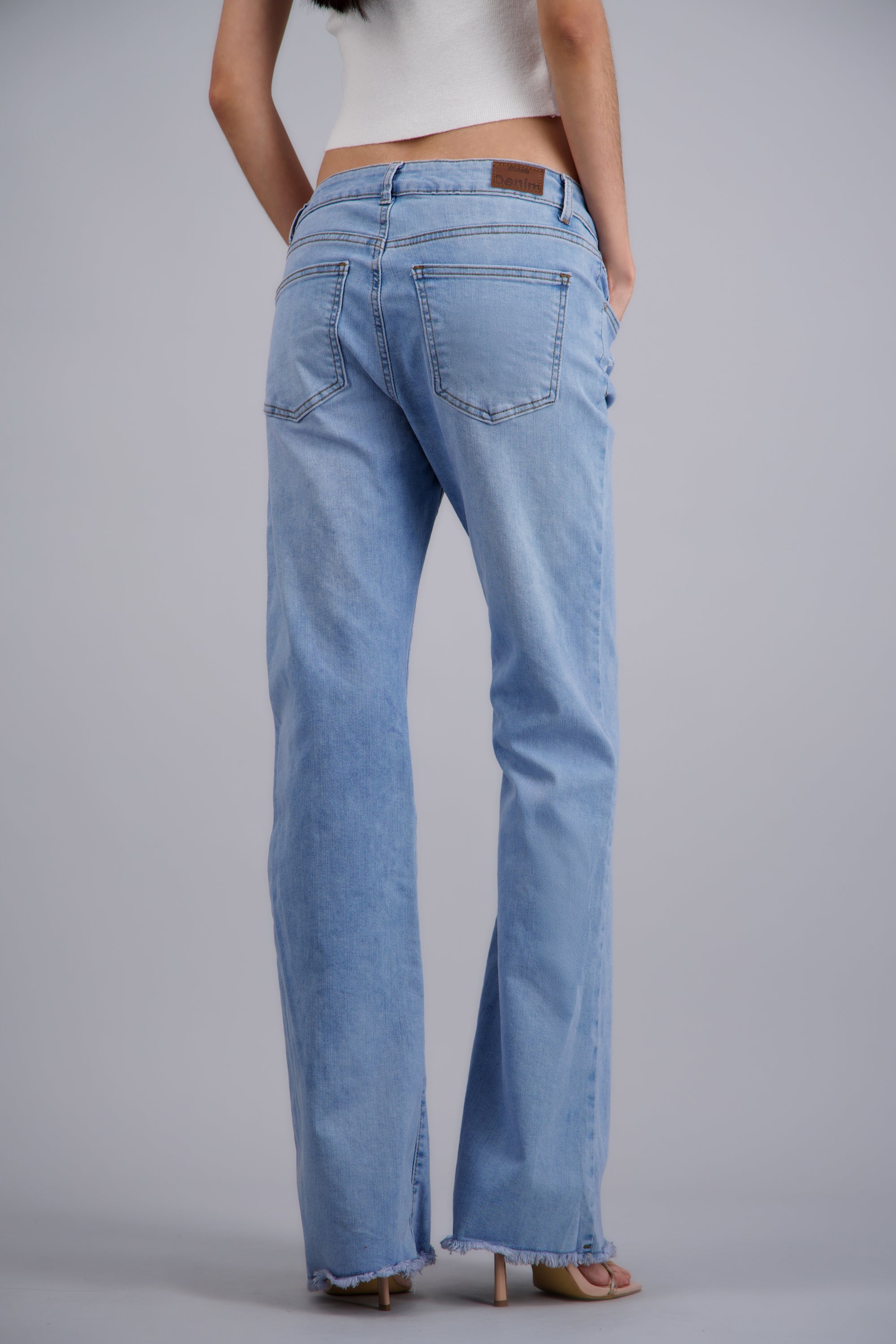 Jeans flare estrellas minis LIGHT WASH