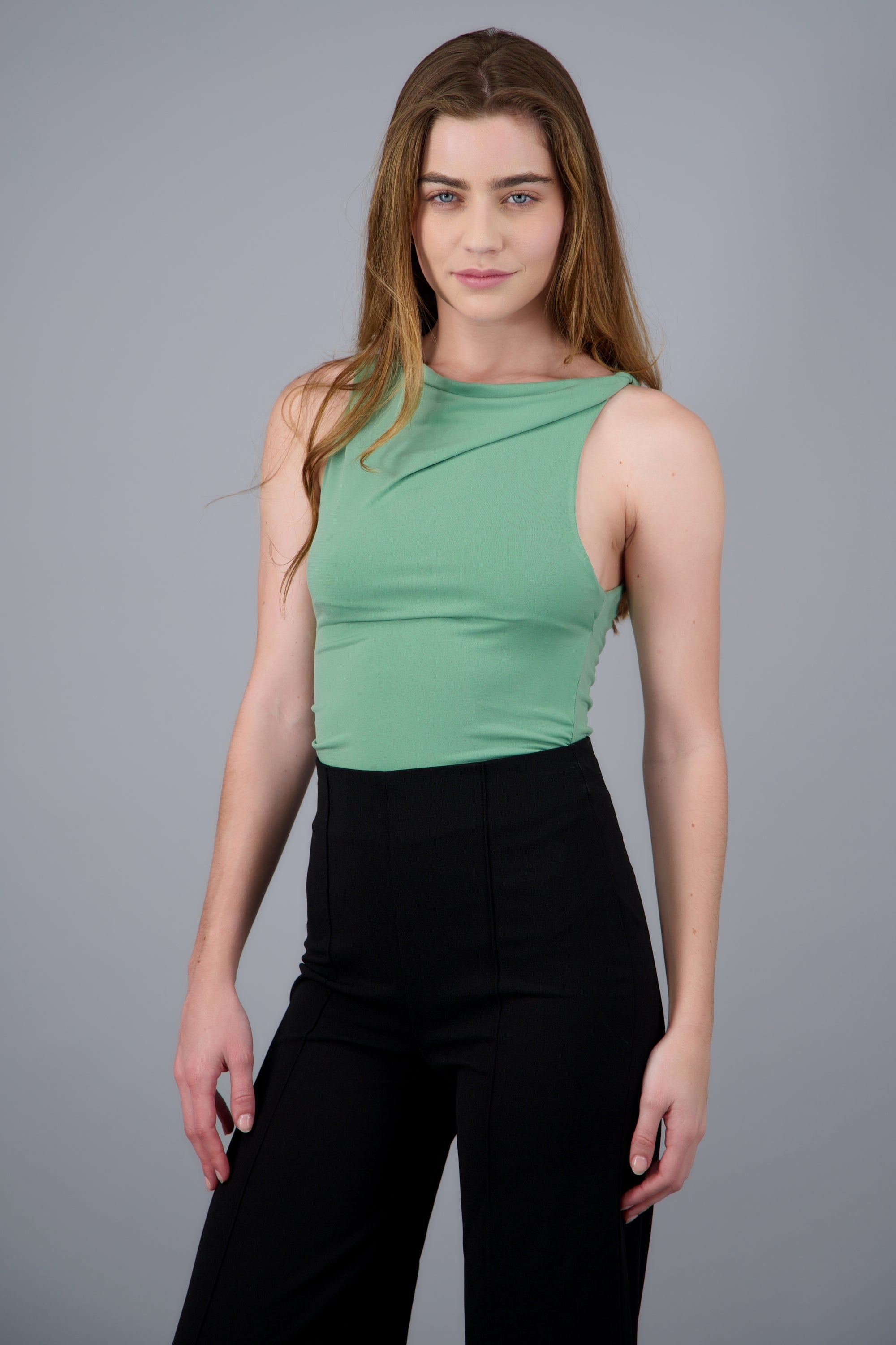 Body cuello drapeado detalle tirante torcido SAGE