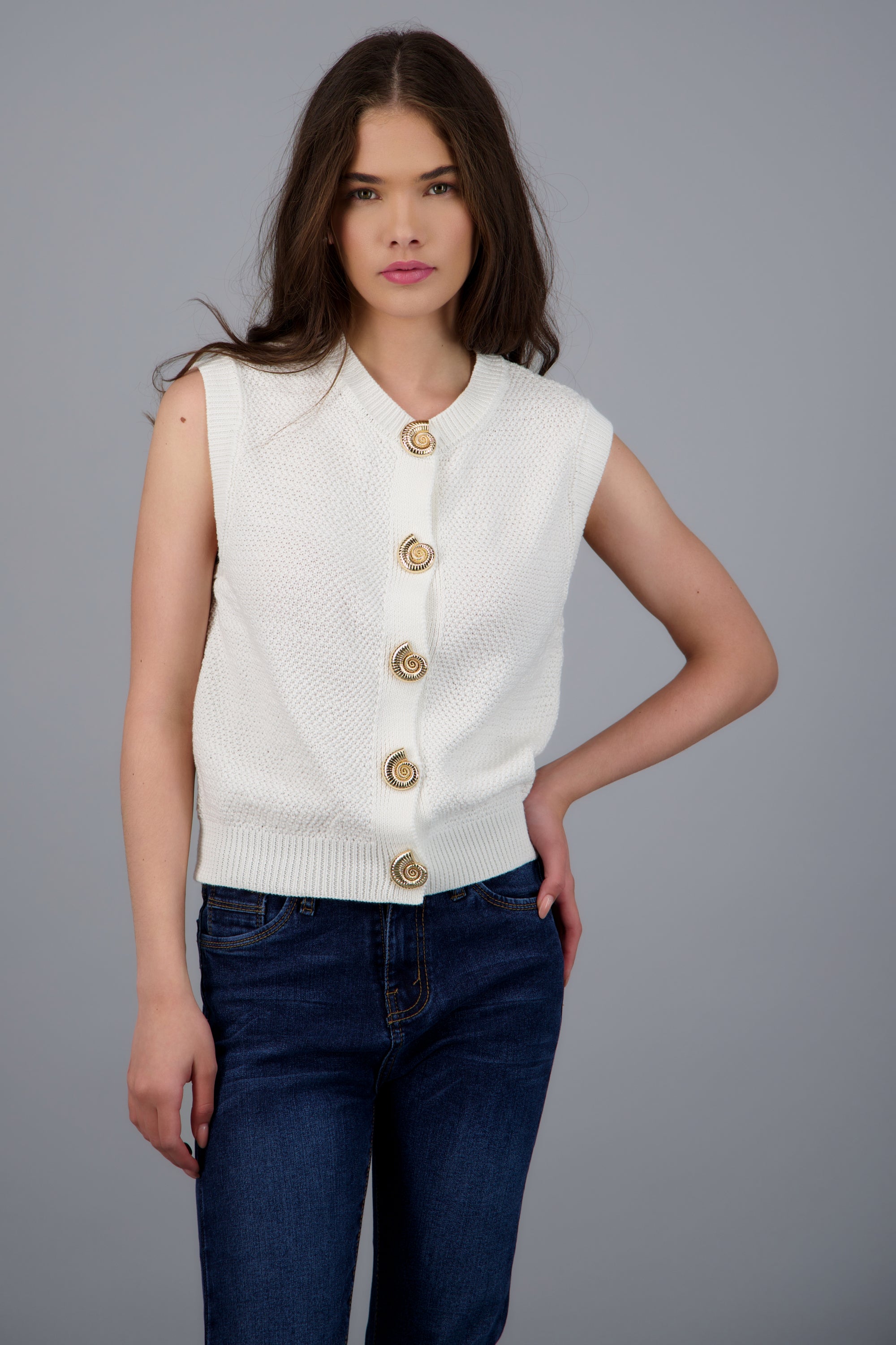 Chaleco liso detalle boton BLANCO