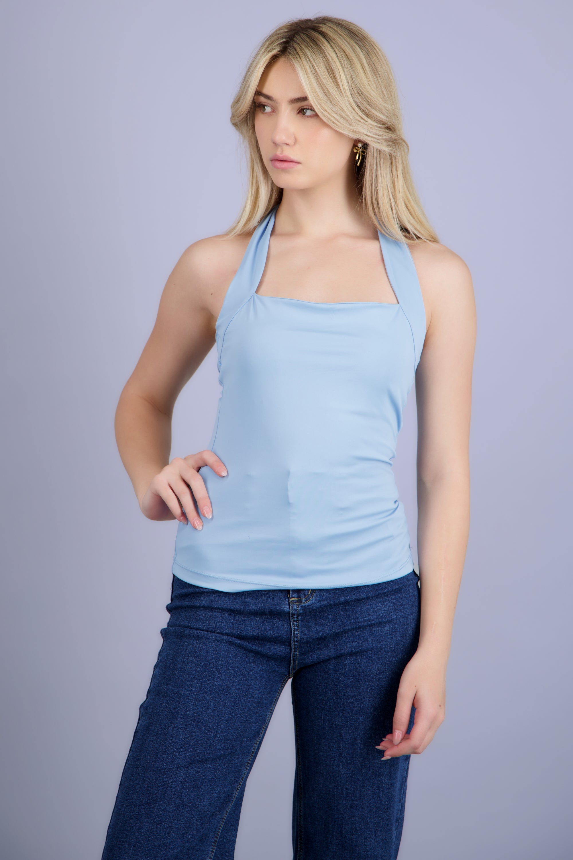 Top halter amarre escote cuadrado AZUL CIELO