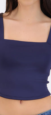 Top liso escote cuadrado manga corta
