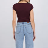 Top liso escote cuadrado manga corta