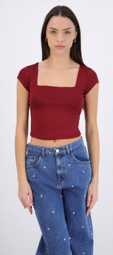 Top liso escote cuadrado manga corta