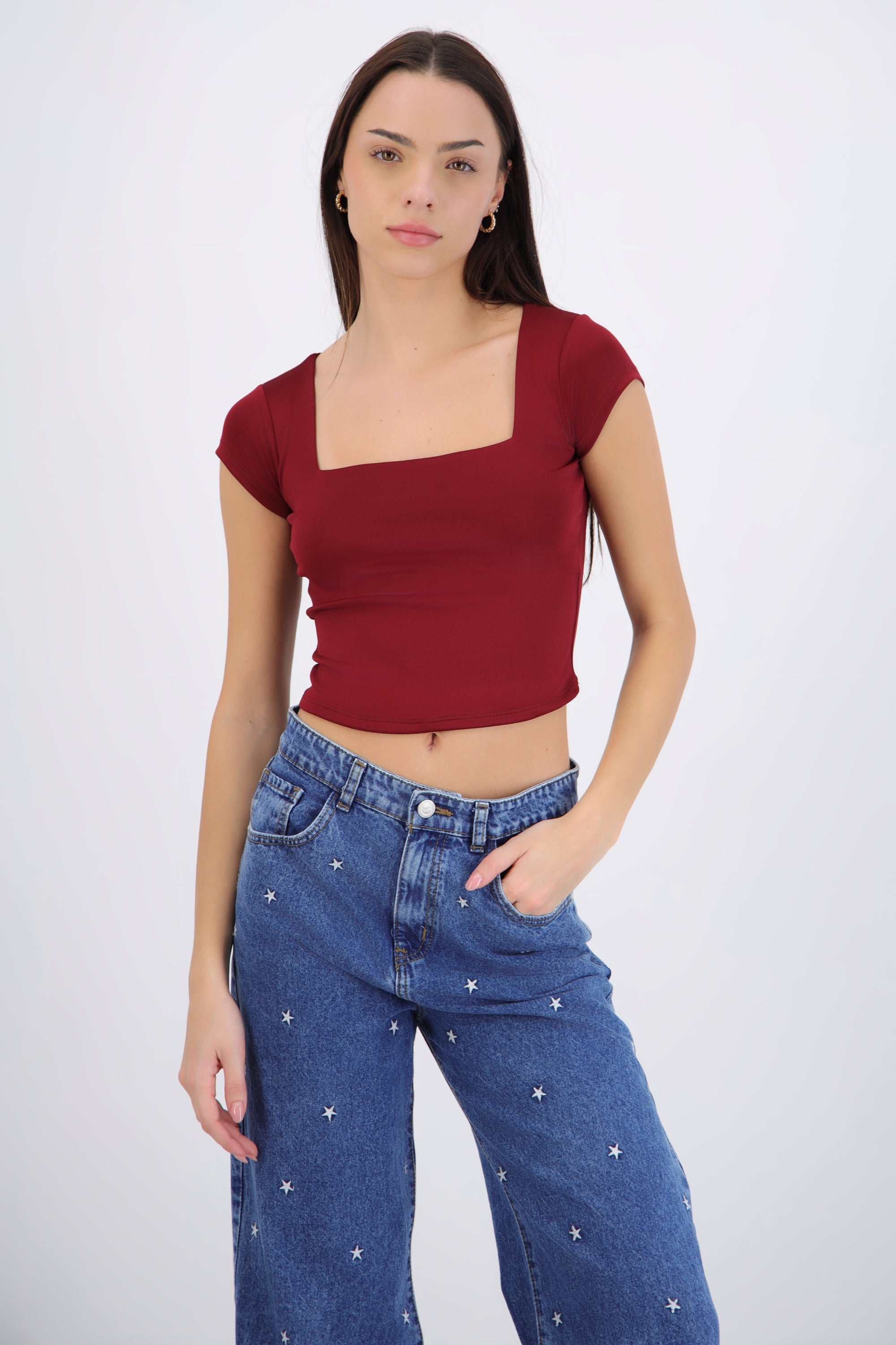 Top liso escote cuadrado manga corta