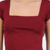 Top liso escote cuadrado manga corta
