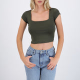 Top liso escote cuadrado manga corta