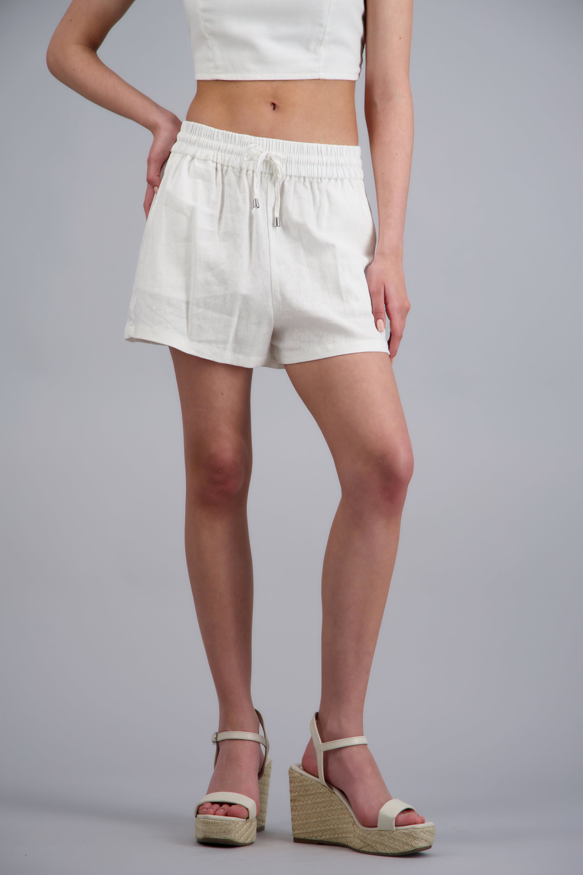 Shorts lino con jaretas BLANCO