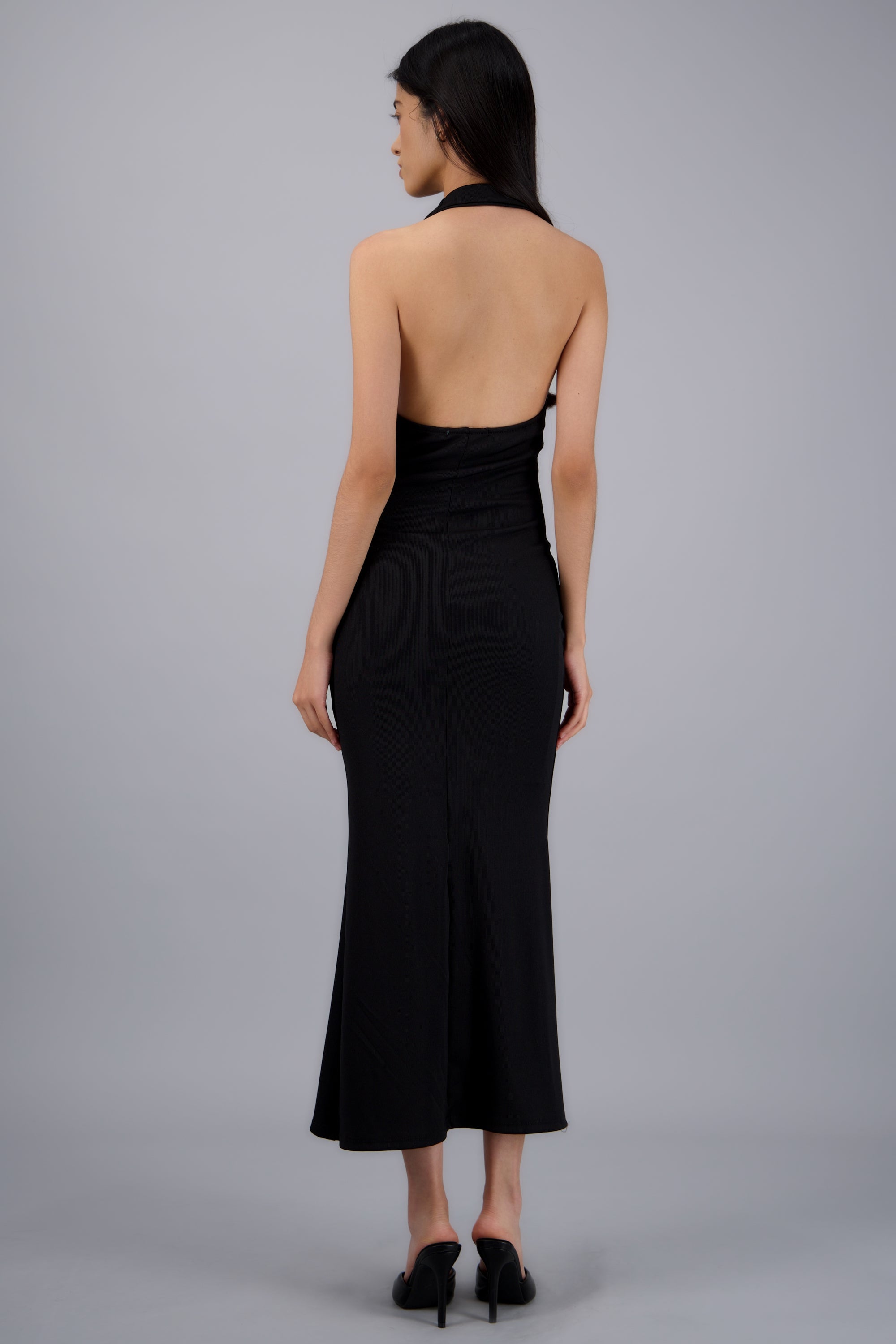 Vestido maxi halter escote cascada NEGRO