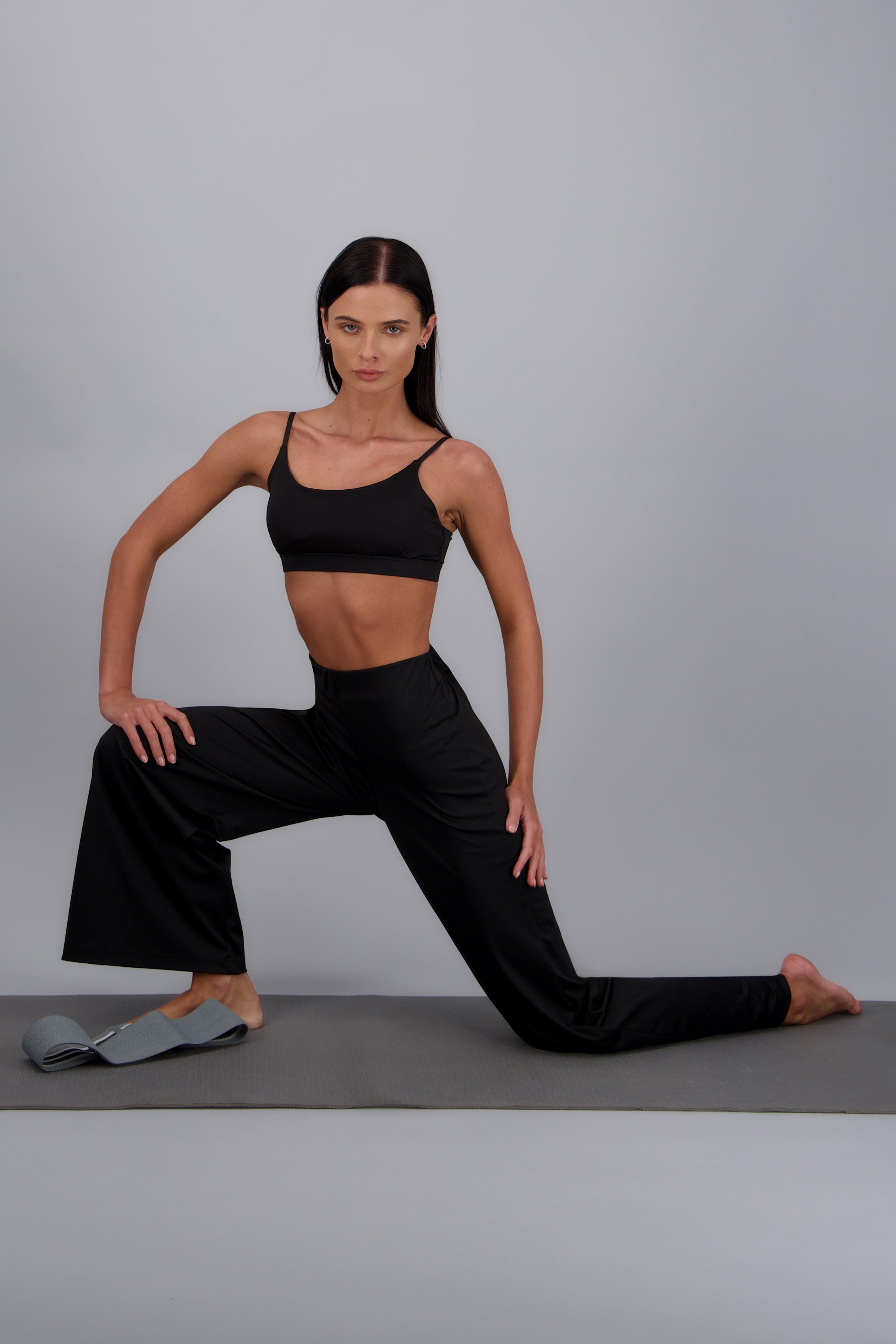 Pantalon suelto NEGRO