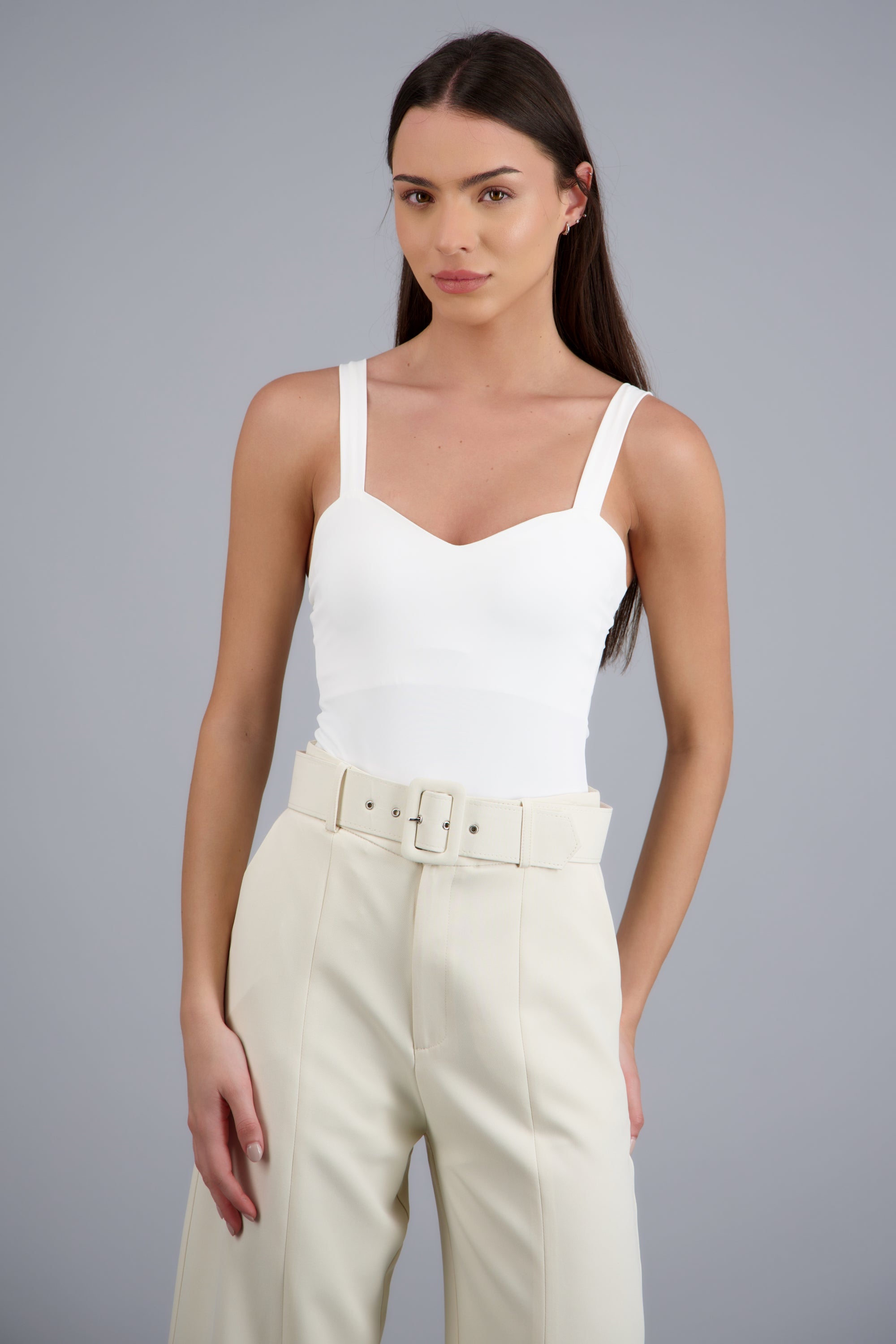 Bodysuit escote corazón HUESO