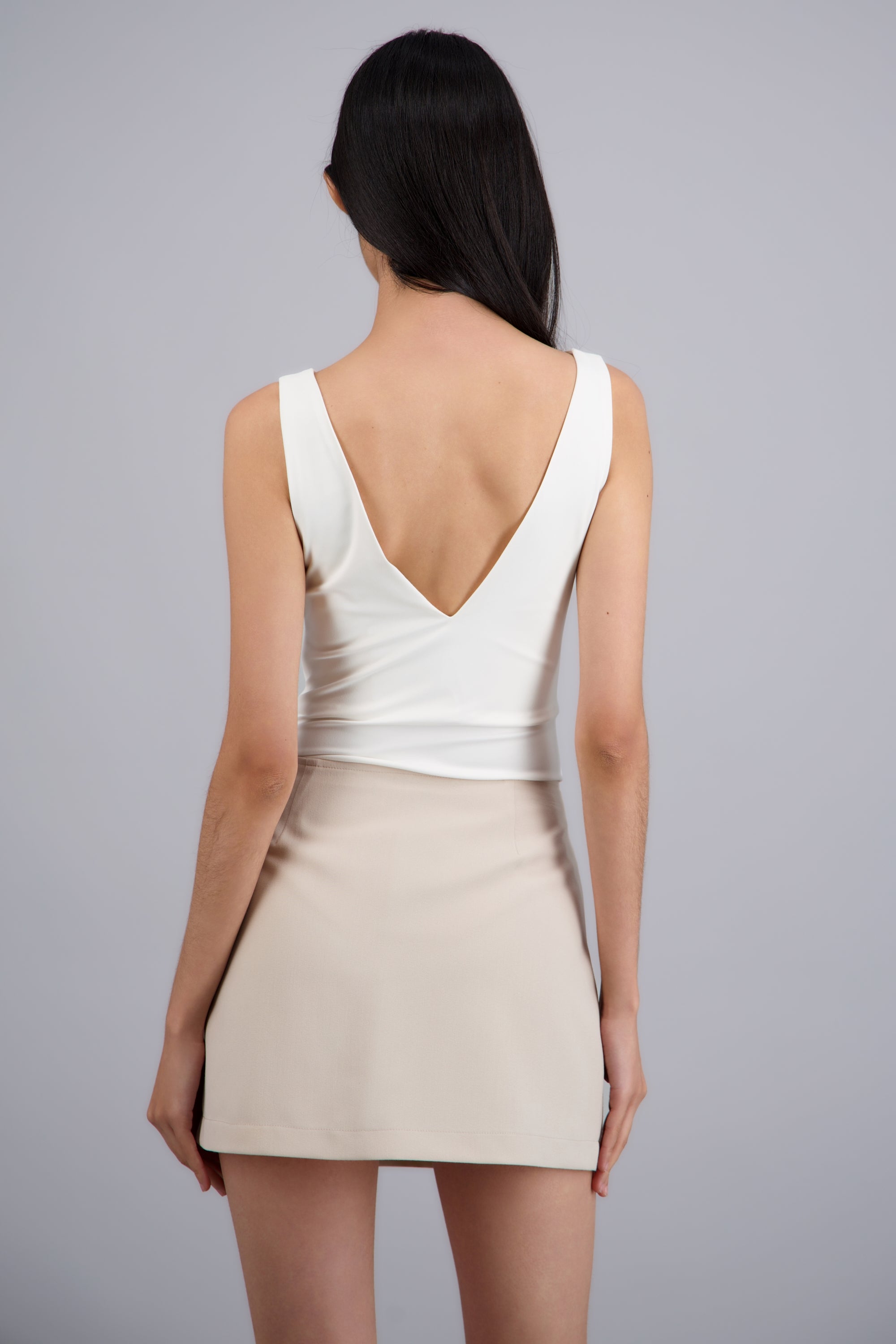 Bodysuit escote V liso HUESO