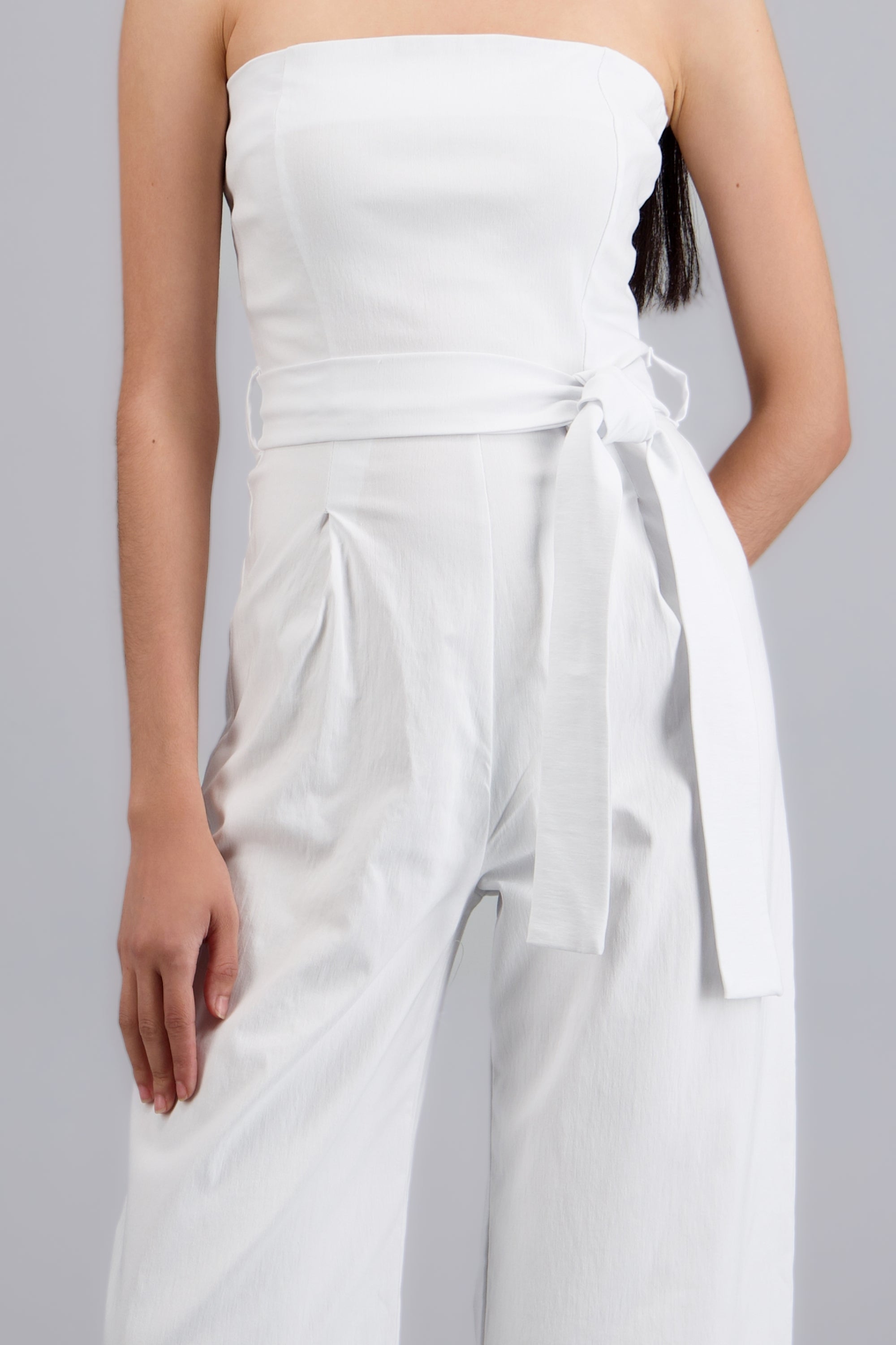Jumpsuit strapless con cinto BLANCO