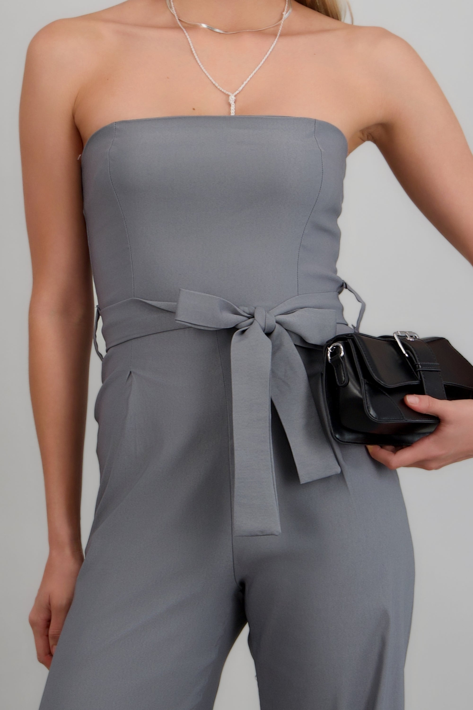 Jumpsuit strapless con cinto GRIS