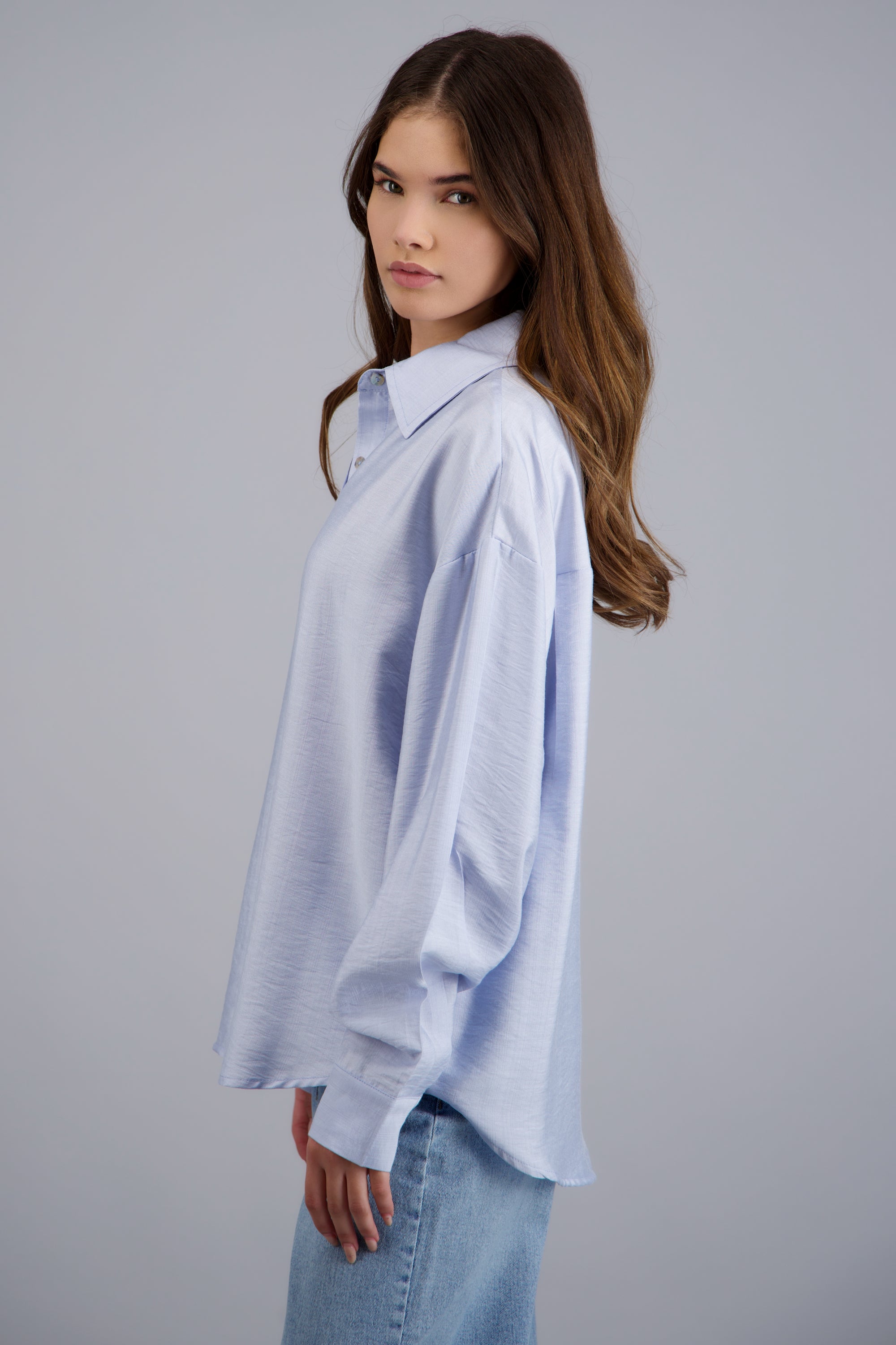 Camisa larga con puños AZUL PASTEL