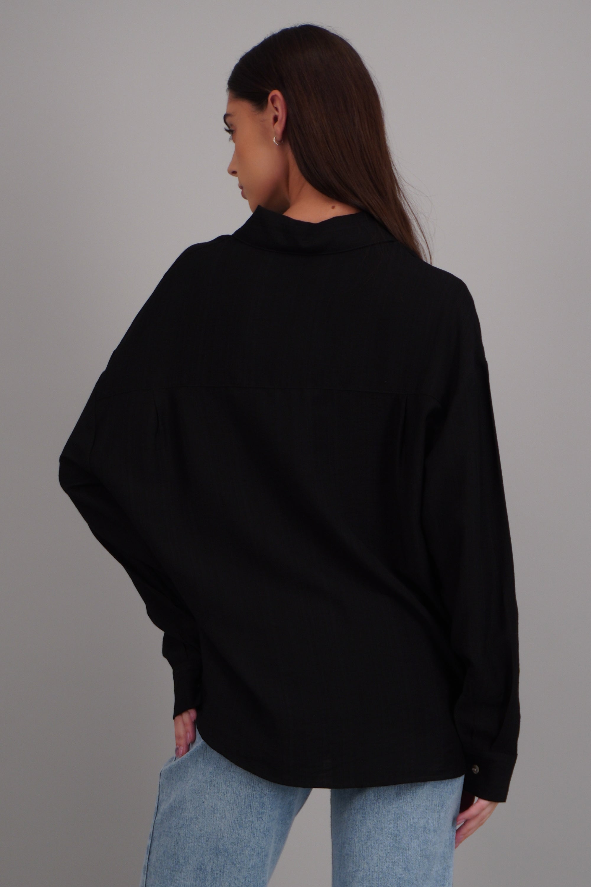 Camisa larga con puños NEGRO