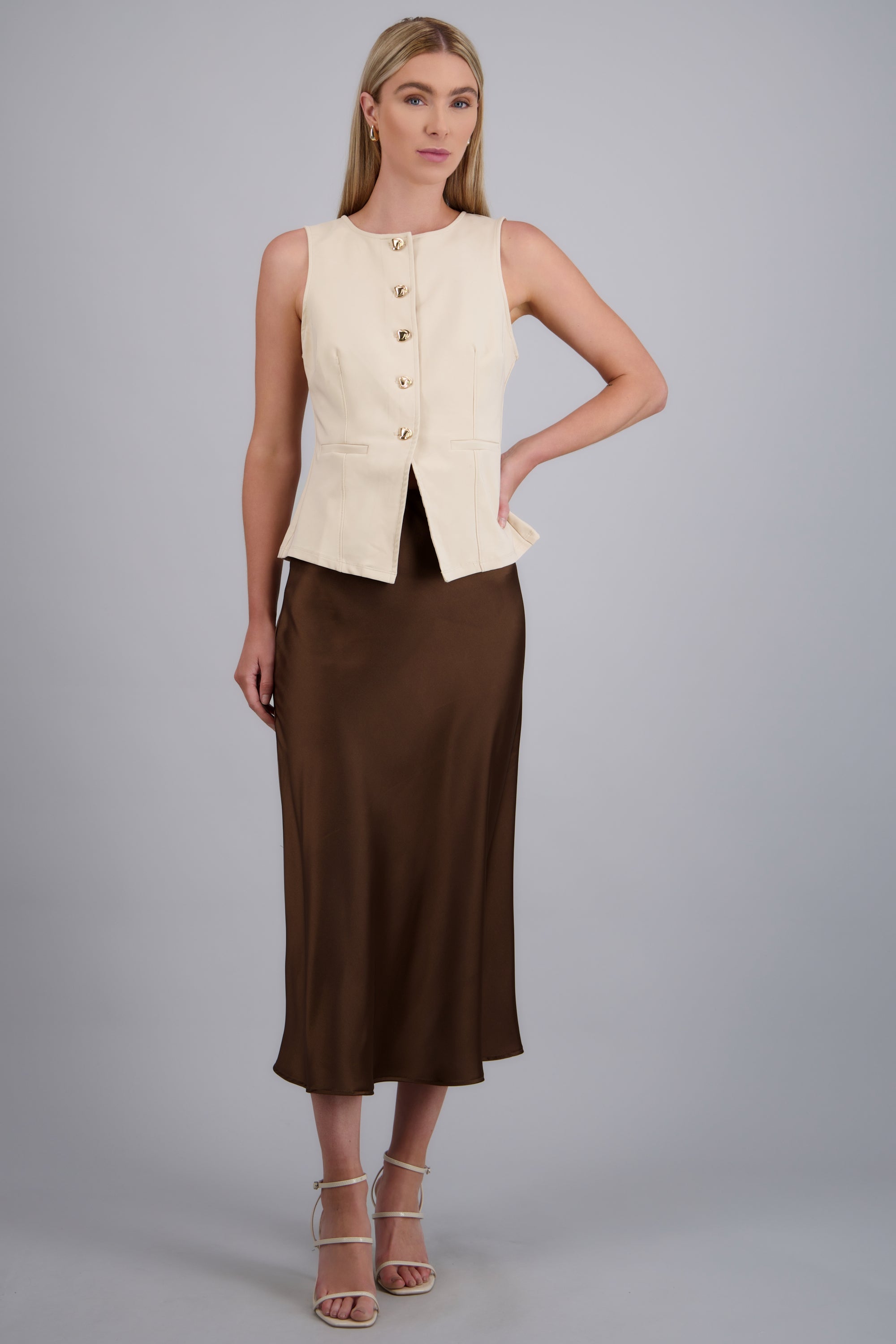 Falda midi satinada lisa CHOCOLATE