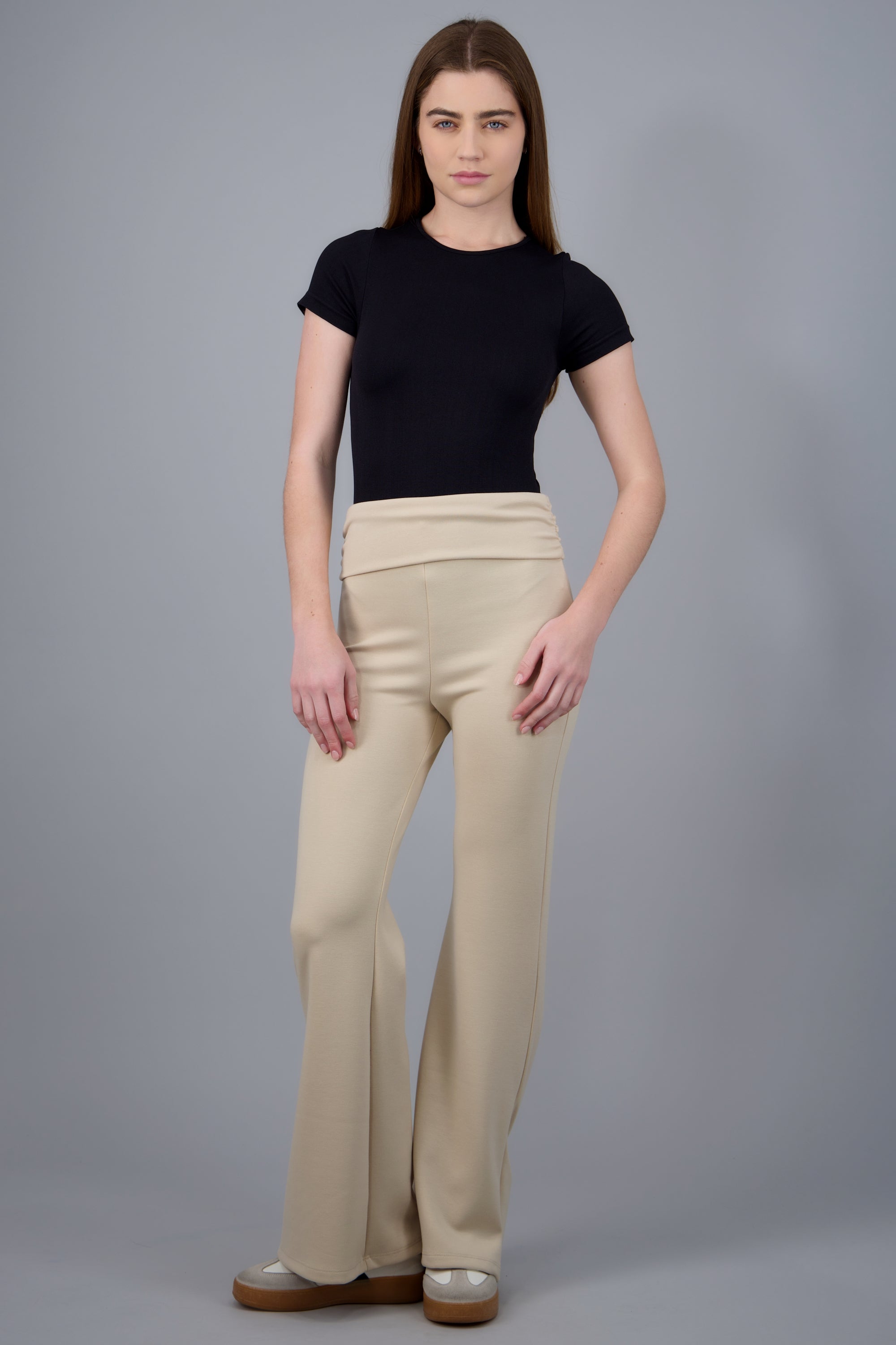 Pantalón flare detalle cintura BEIGE