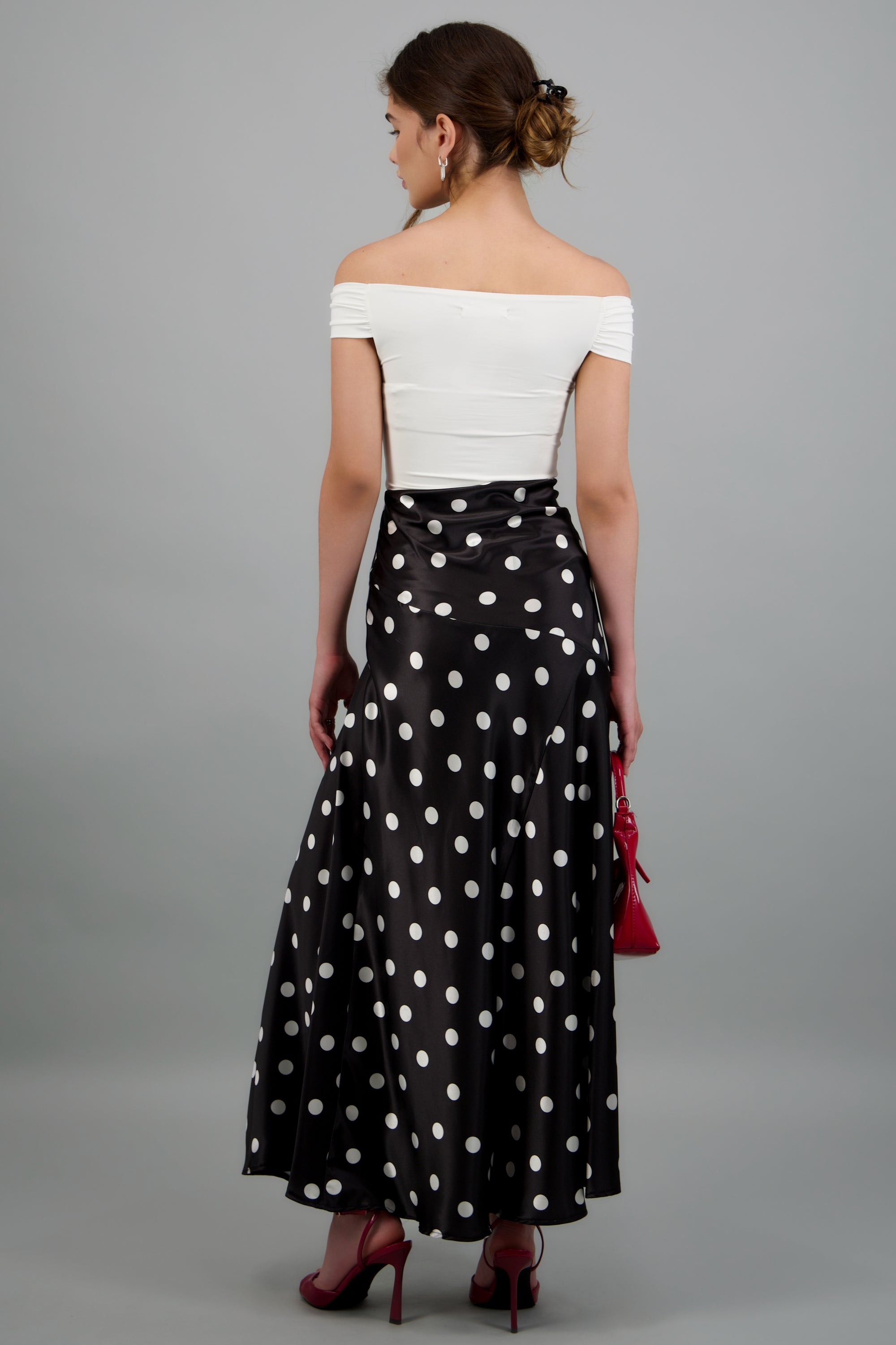 Falda midi de satin polka dots NEGRO COMBO