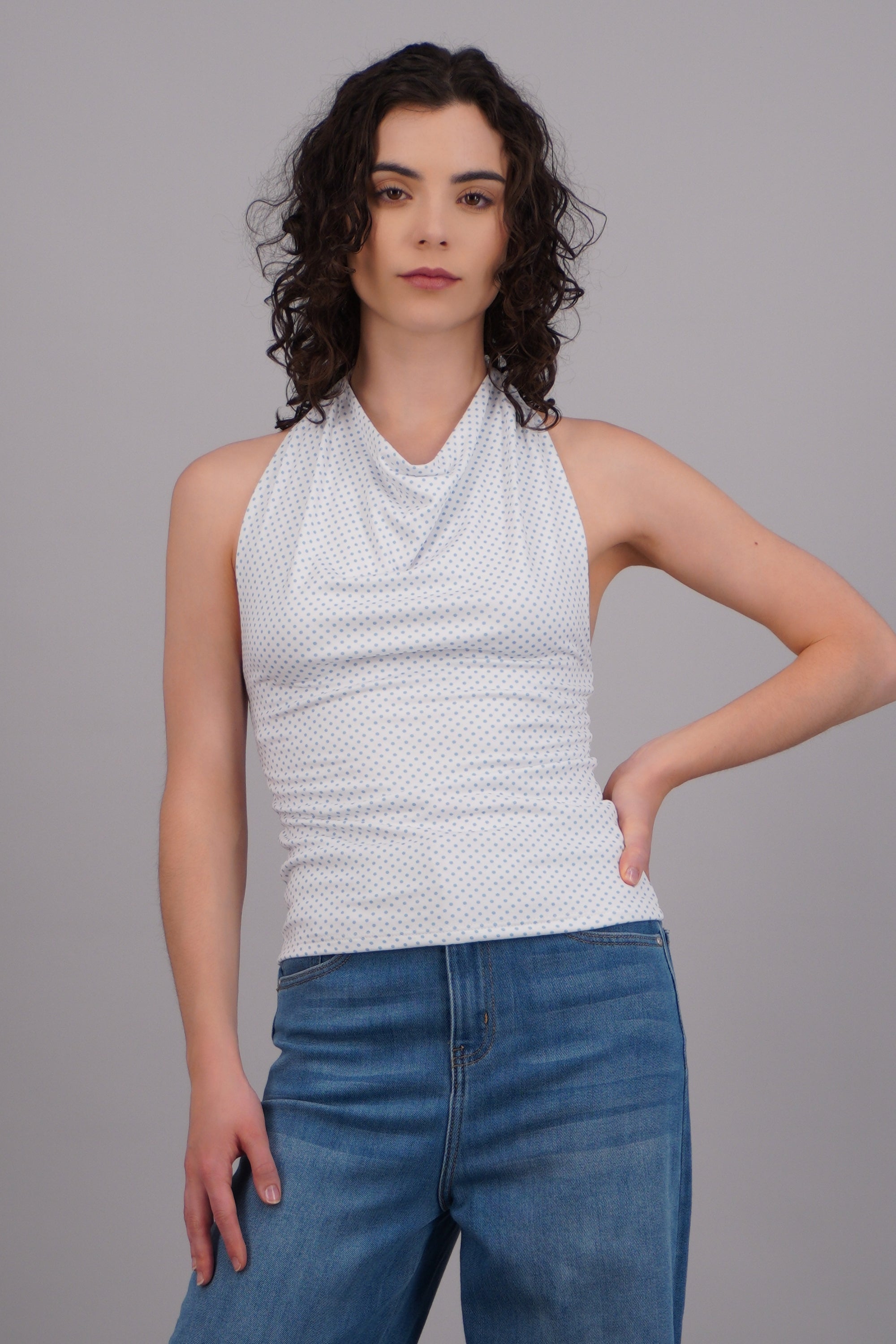 Blusa halter cuello drapeado polka AZUL COMBO