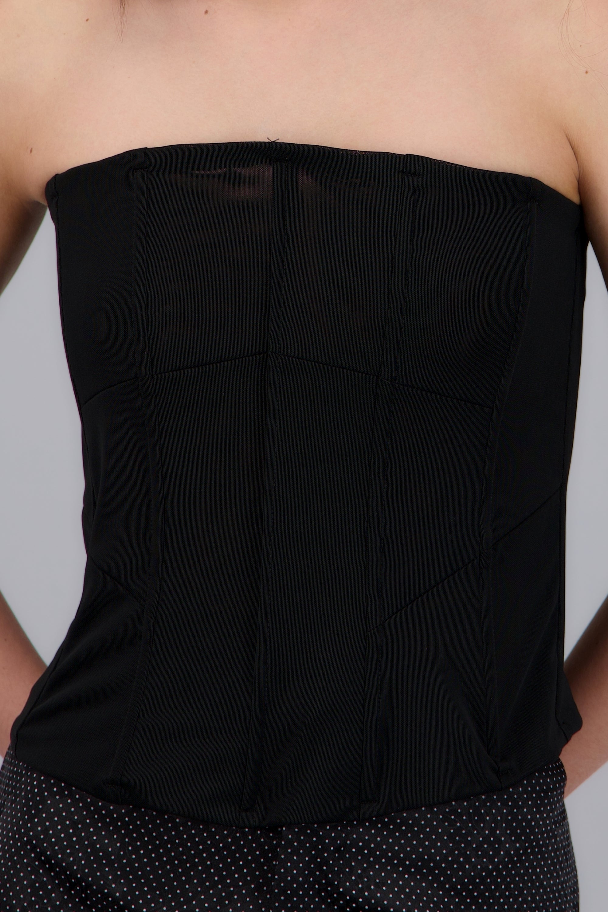Corset strapless liso NEGRO