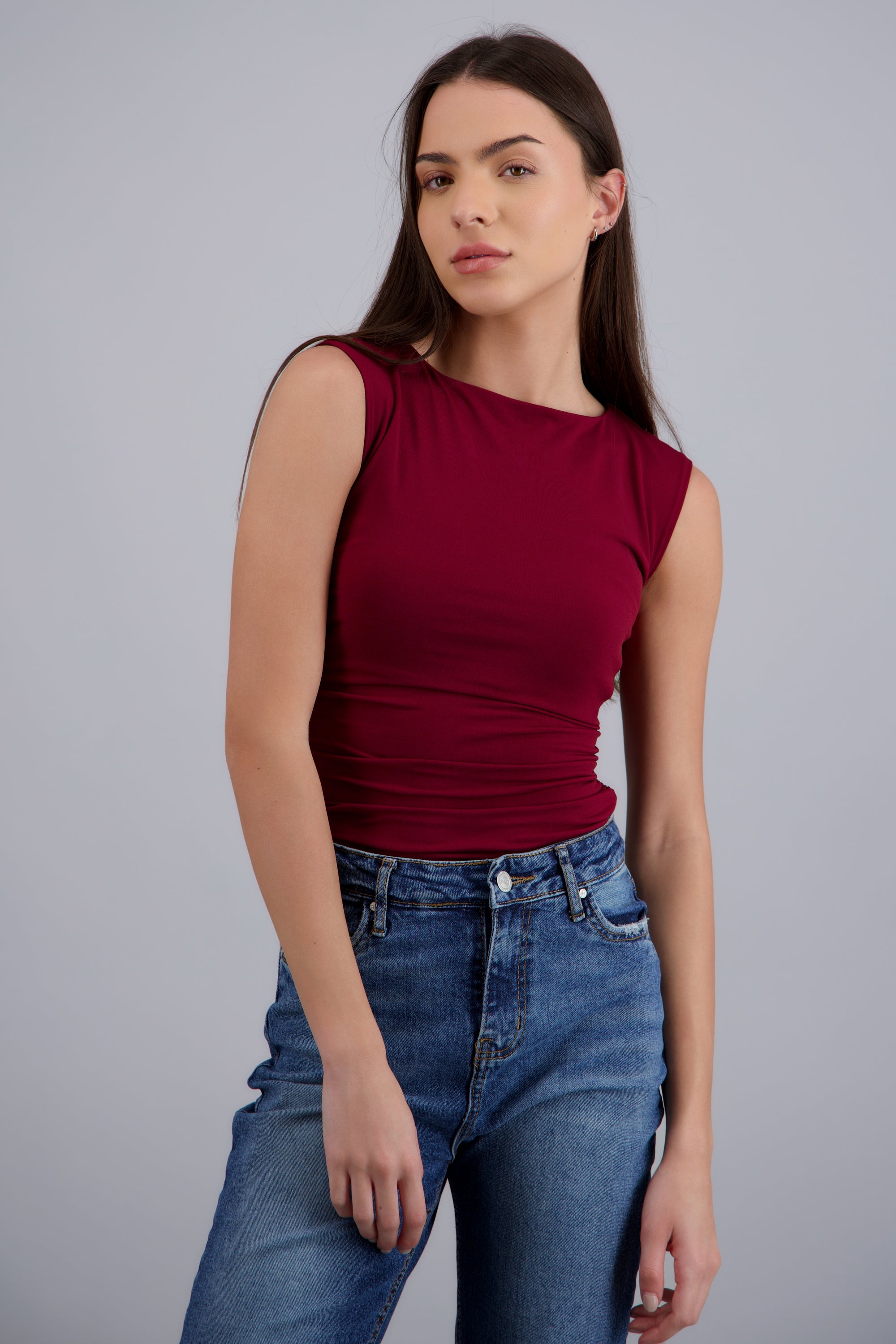 Top fruncido detalle espalda VINO