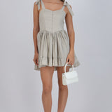 Vestido mini detalle botones