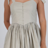 Vestido mini detalle botones