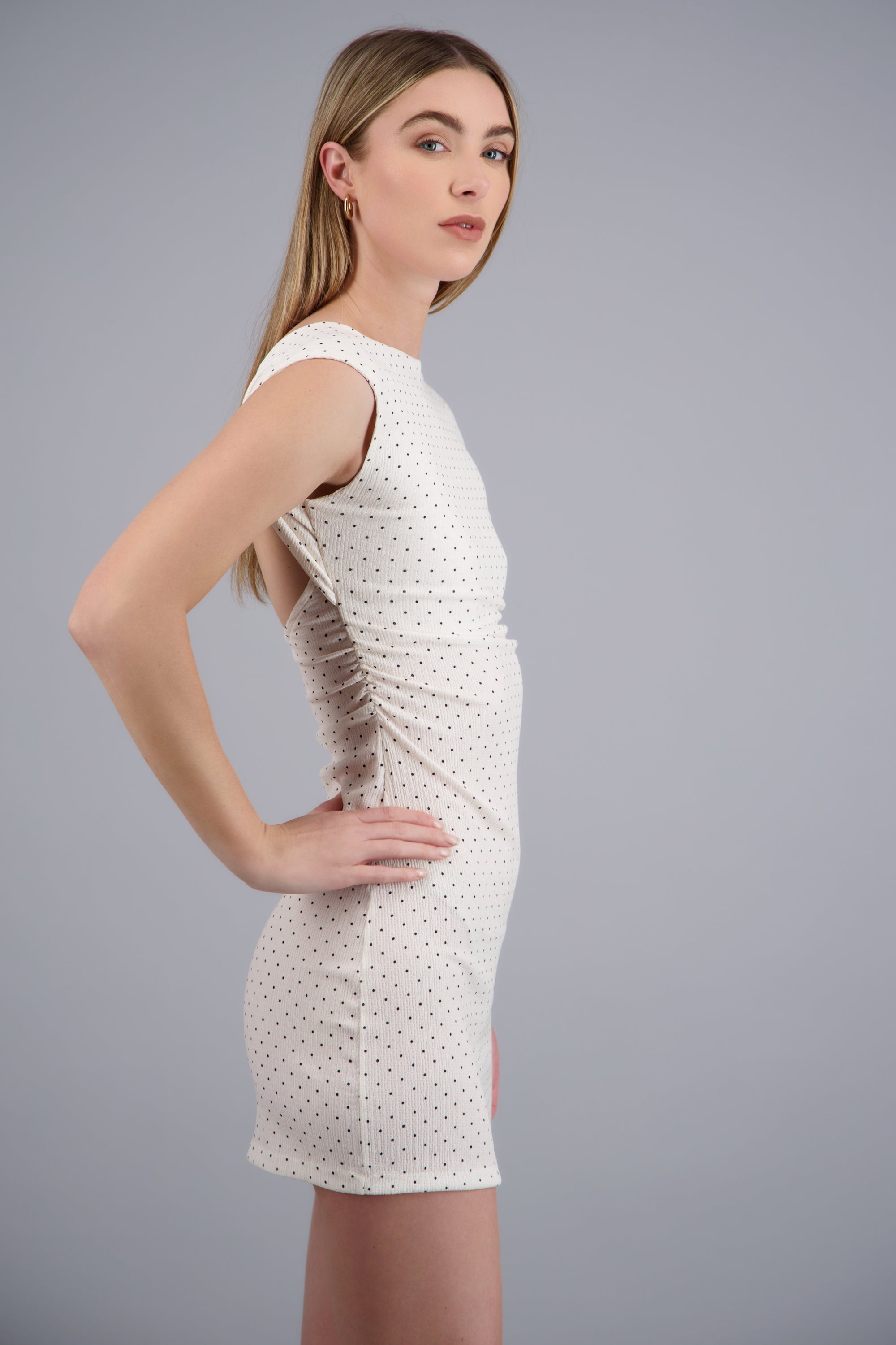 Vestido mini detalle escote espalda polka dots BLANCO COMBO