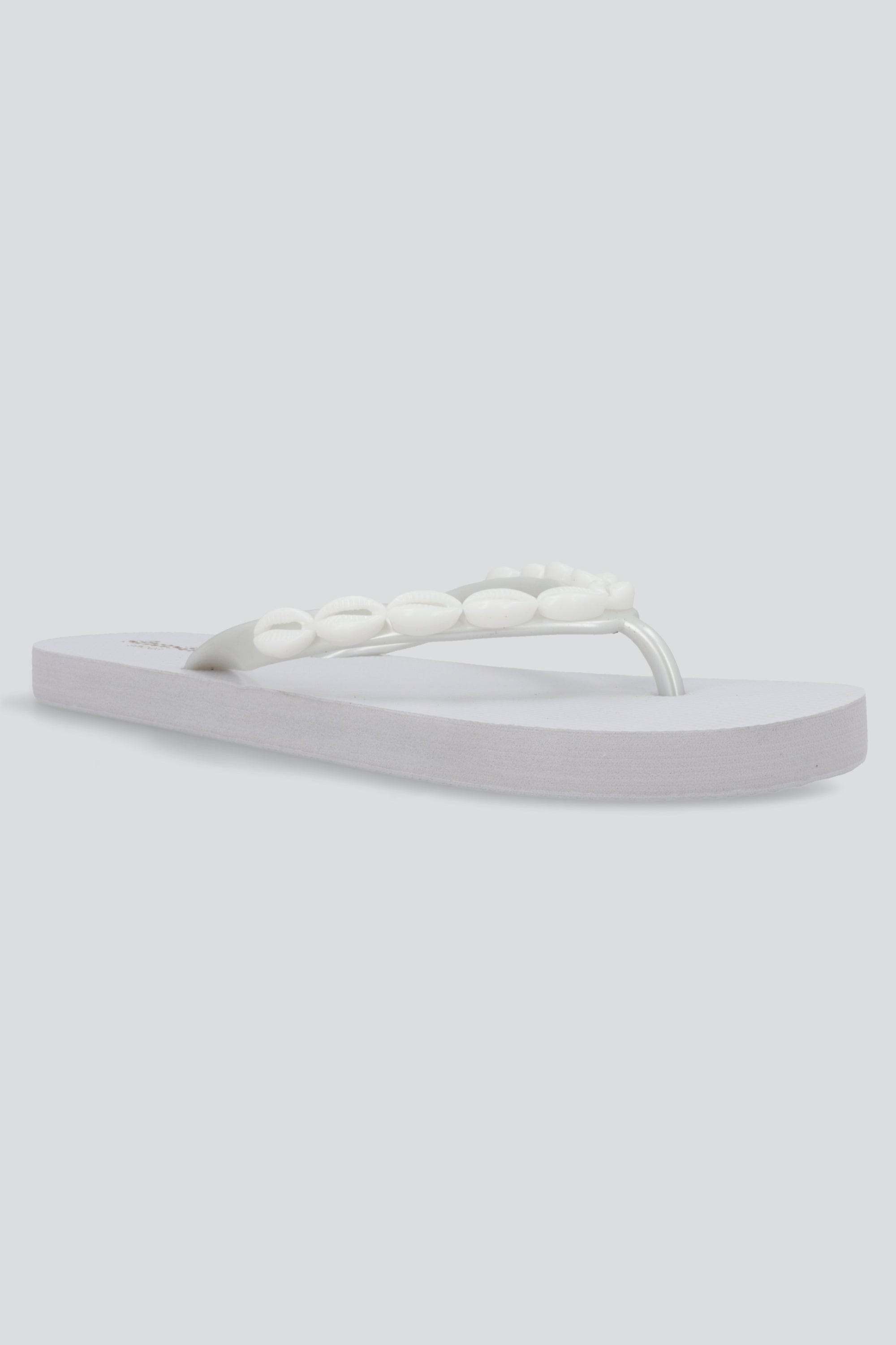 Flip flop chinela conchas metal BLANCO