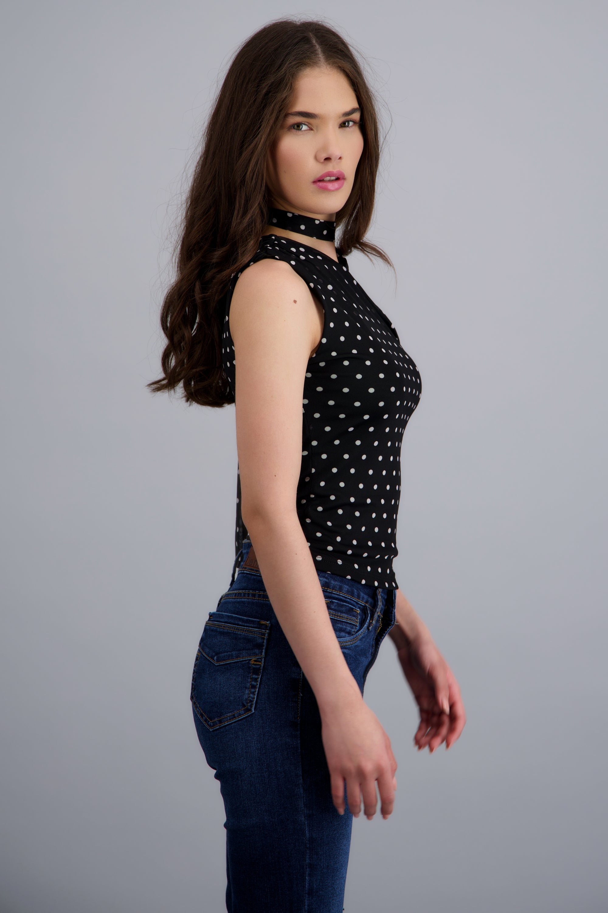 Top asimetrico polka dots NEGRO COMBO