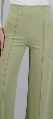 GRASS GREEN
