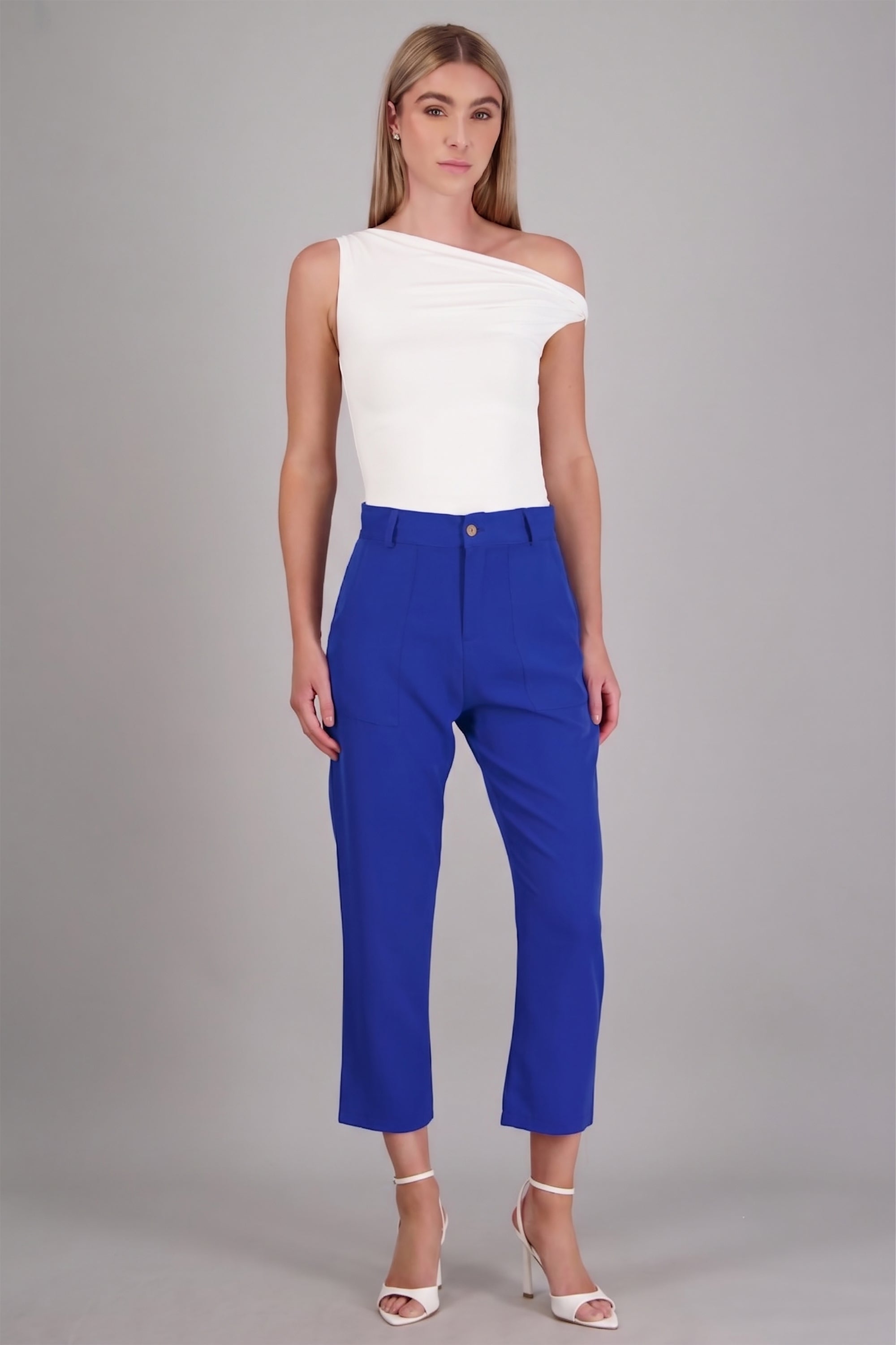 Pantalón Cintura Alta Capri Bolsas AZUL REY