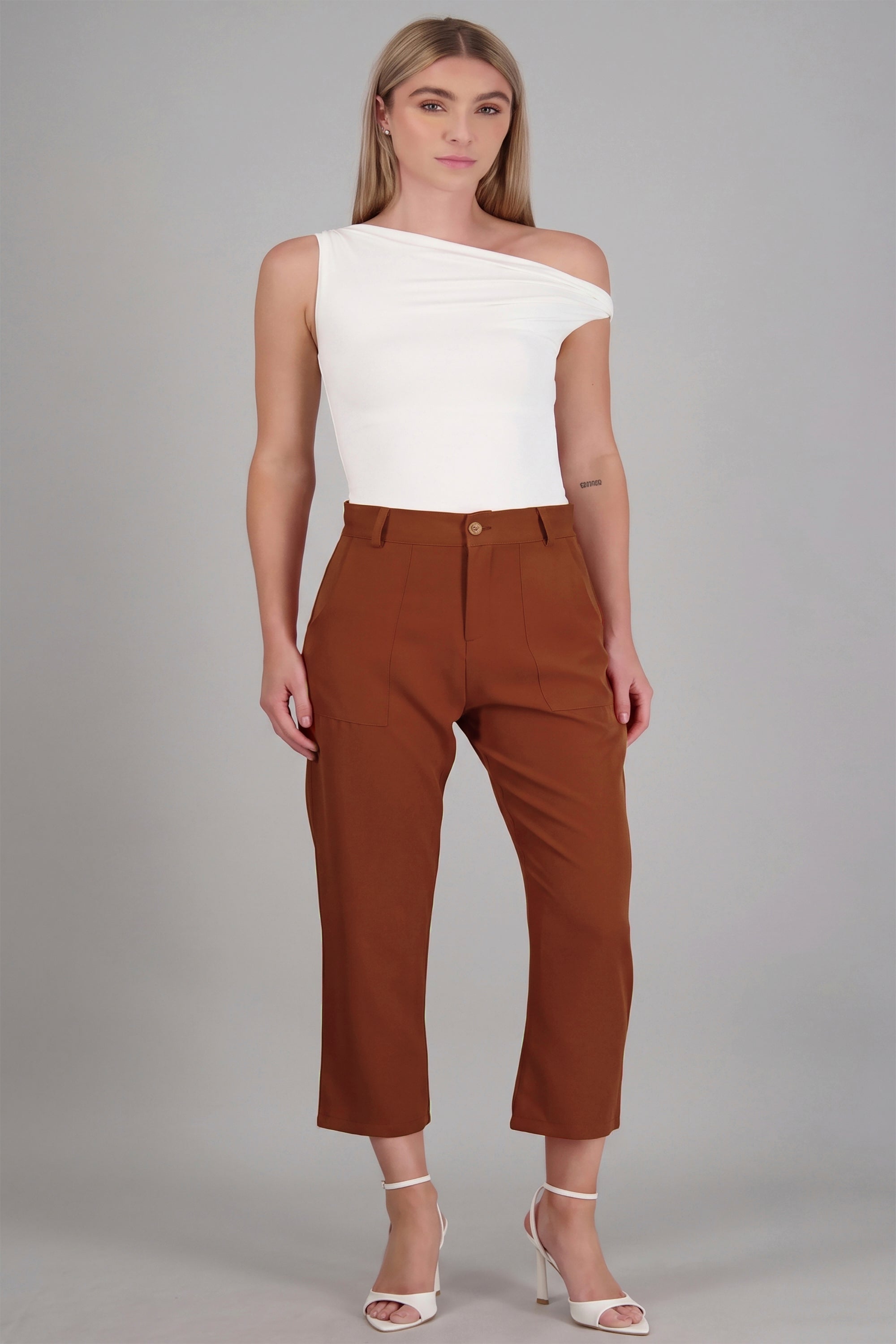 Pantalón Cintura Alta Capri Bolsas COBRE