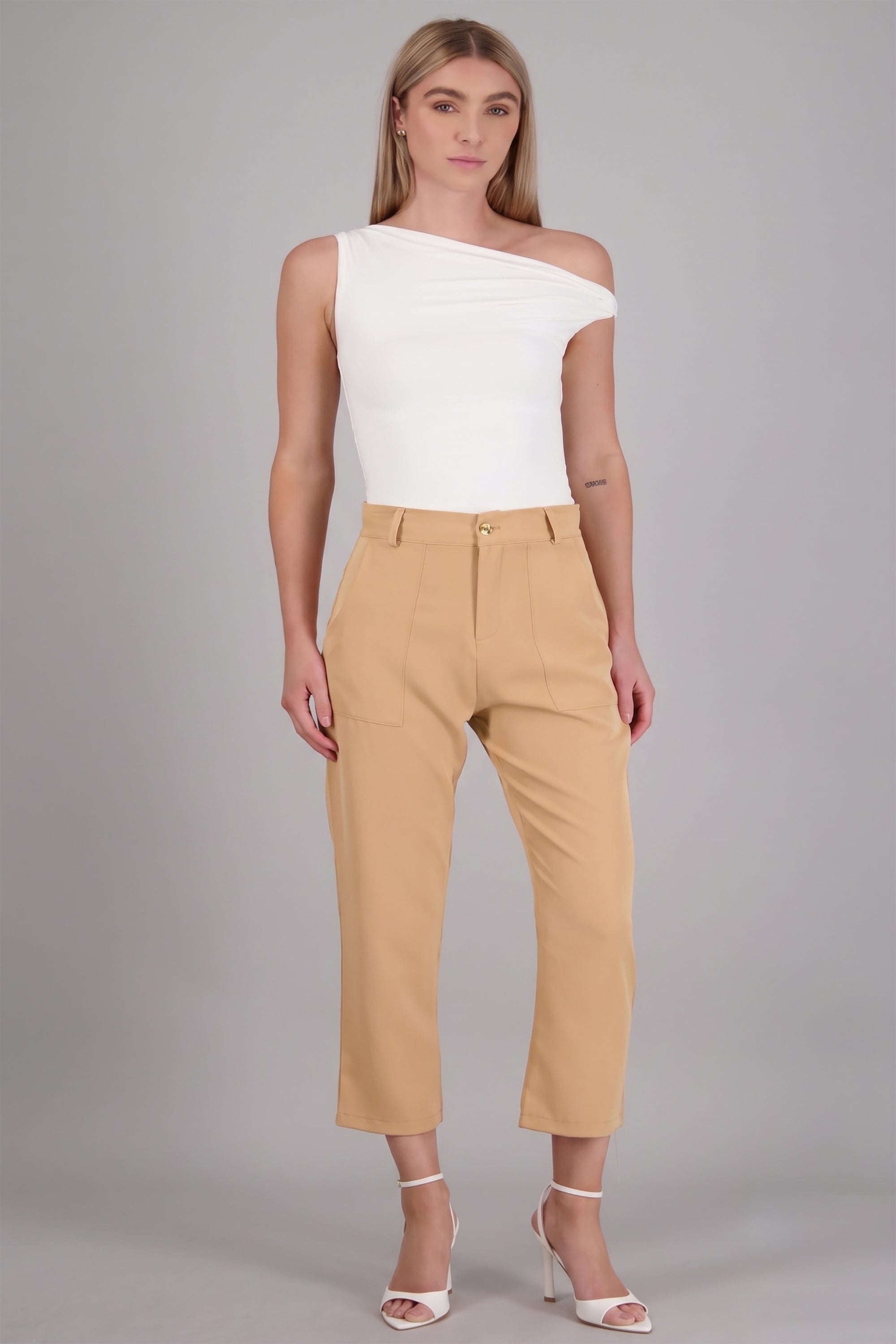 Pantalón Cintura Alta Capri Bolsas TAUPE