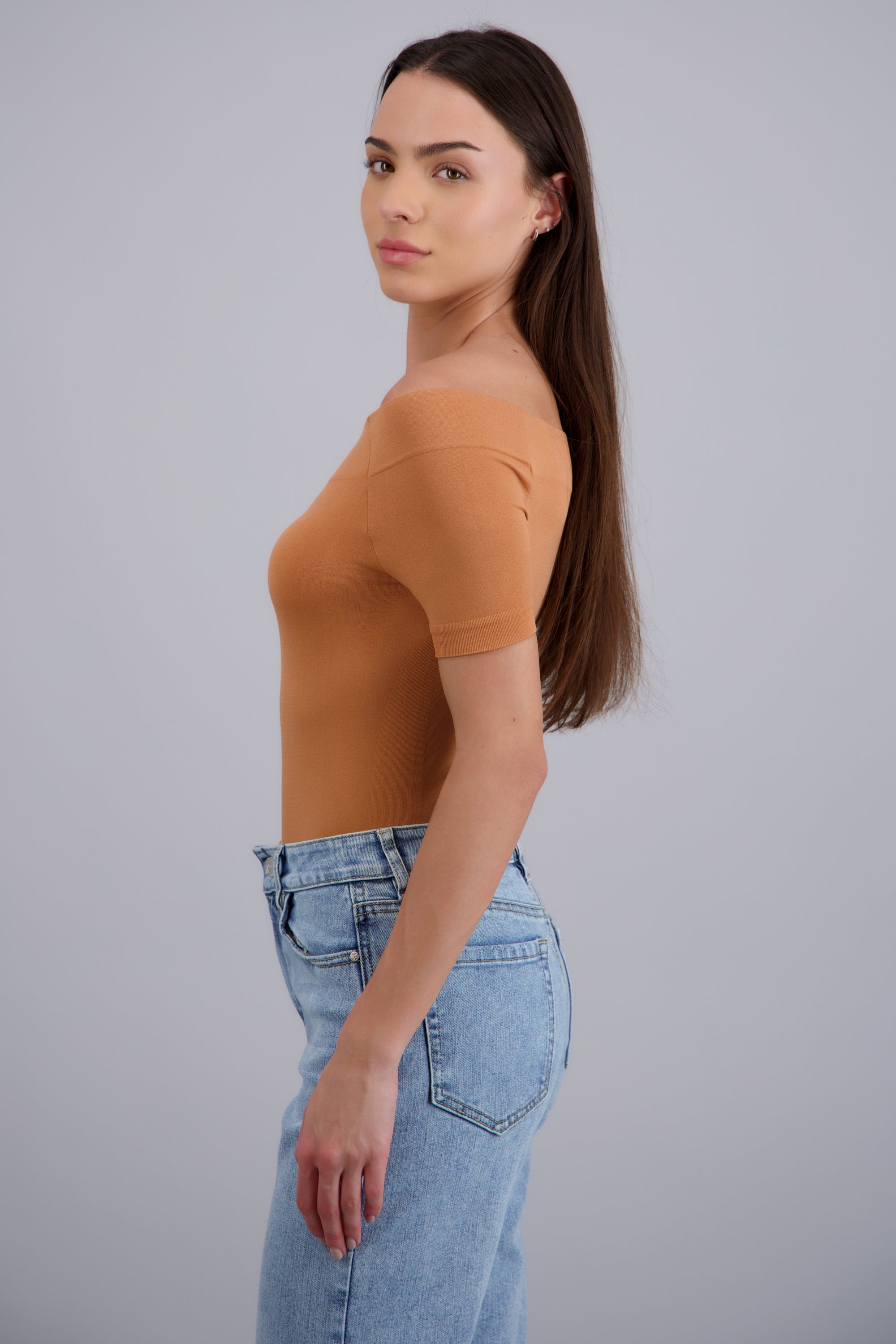Bodysuit Liso Hombros Descubiertos LADRILLO