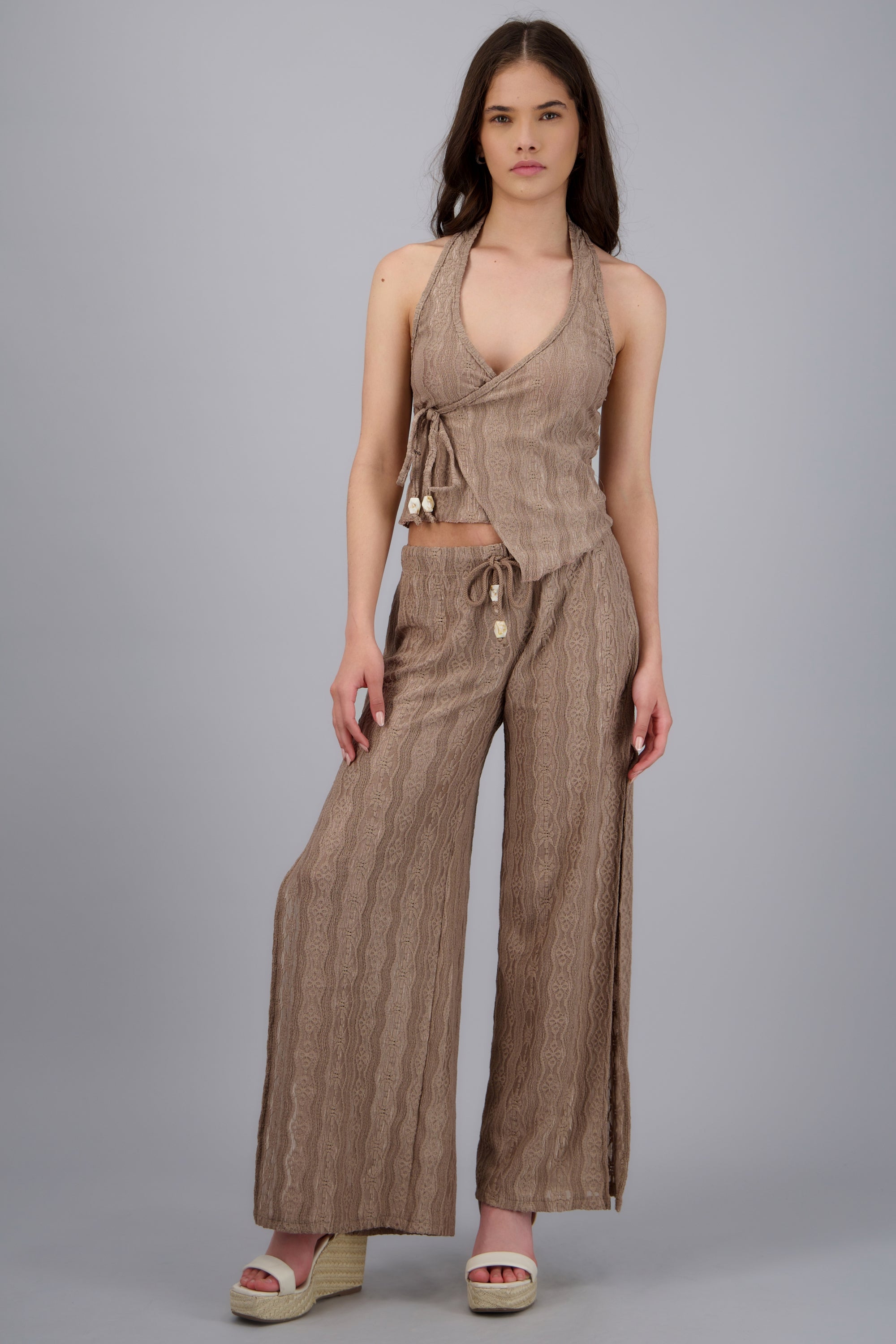 Pantalon textura cuenta jaretas GREIGE