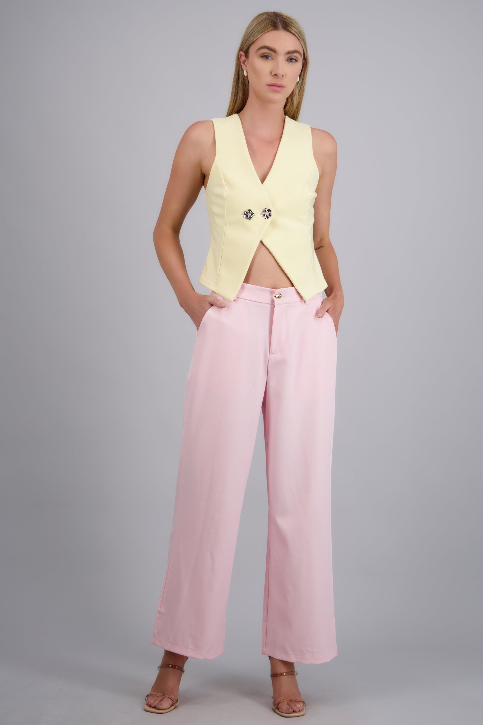 Pantalón amplio con bolsas PALO DE ROSA